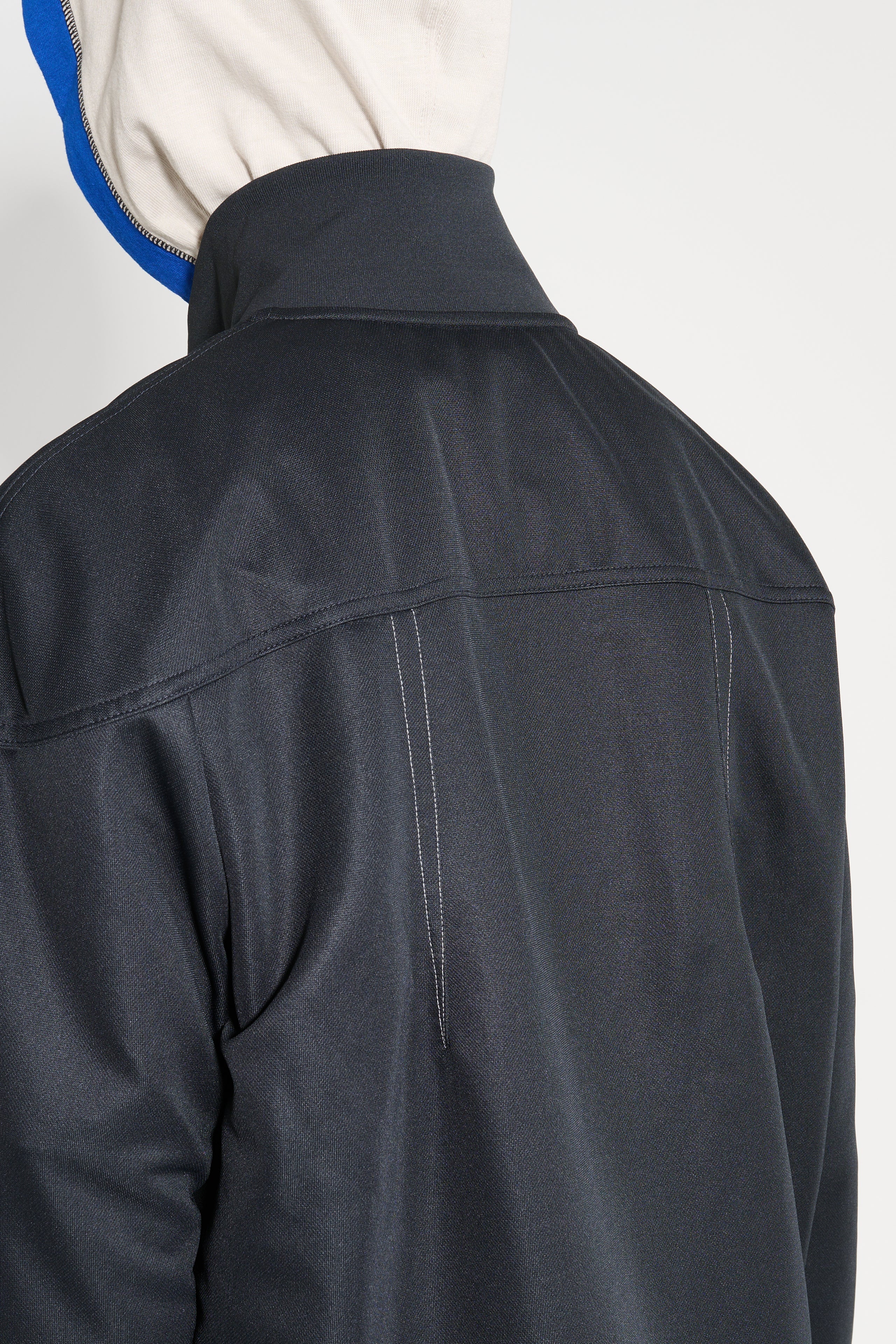 Asics Novalis Styrax Track Jacket Anthracite