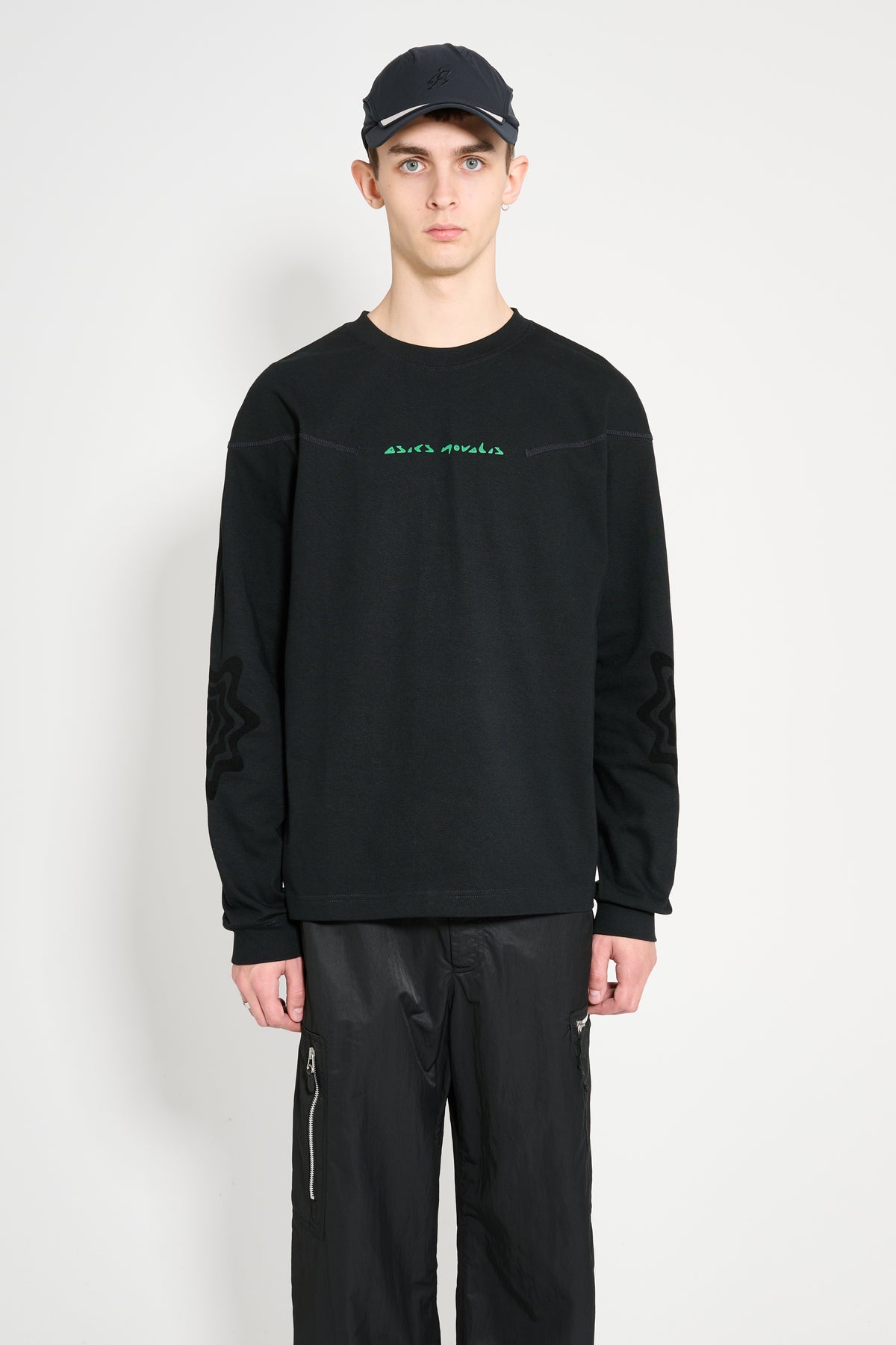 Asics Novalis Bixance Long Sleeve Anthracite – Très Bien