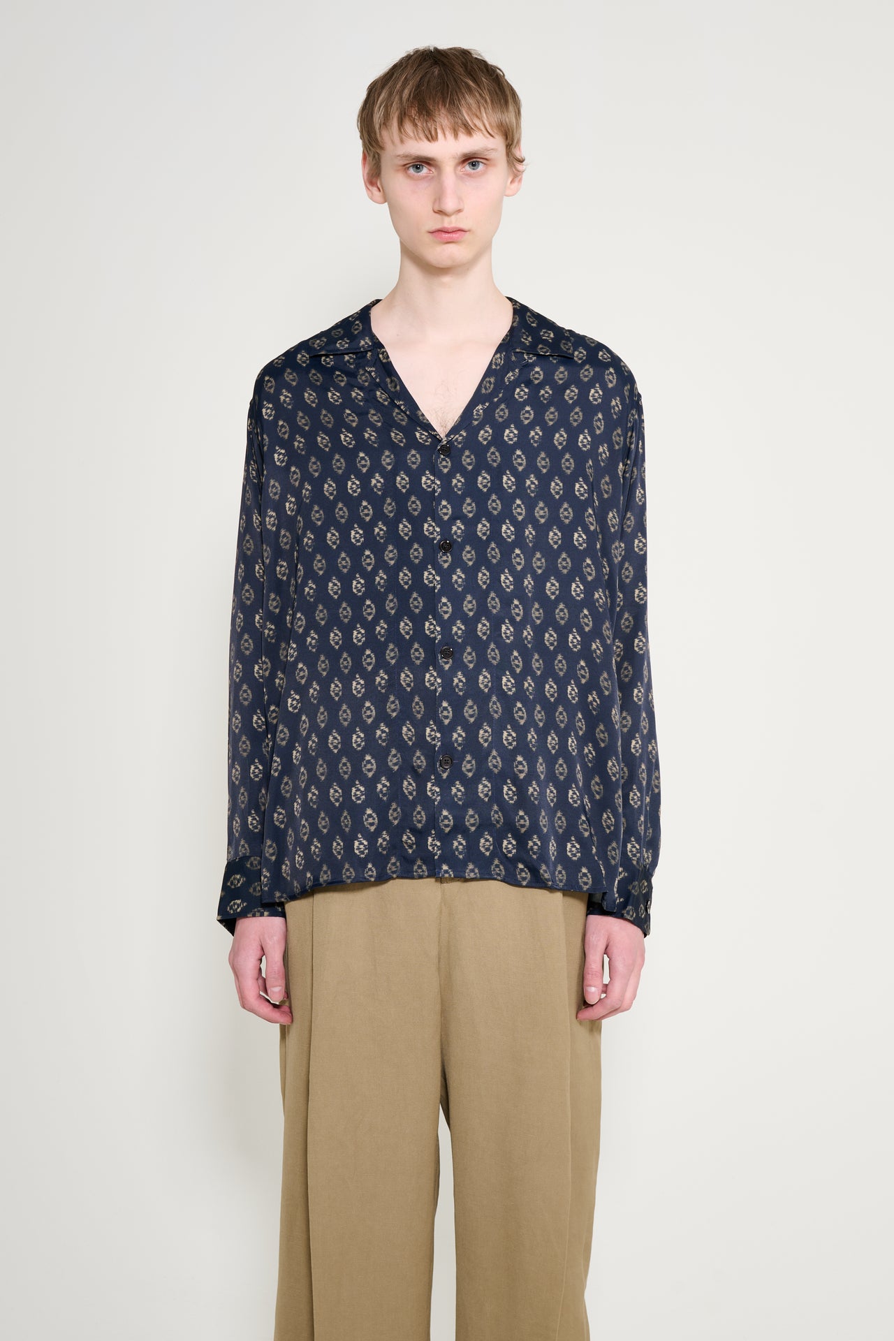 CMMN SWDN Rhodes Fluid Printed Shirt Navy