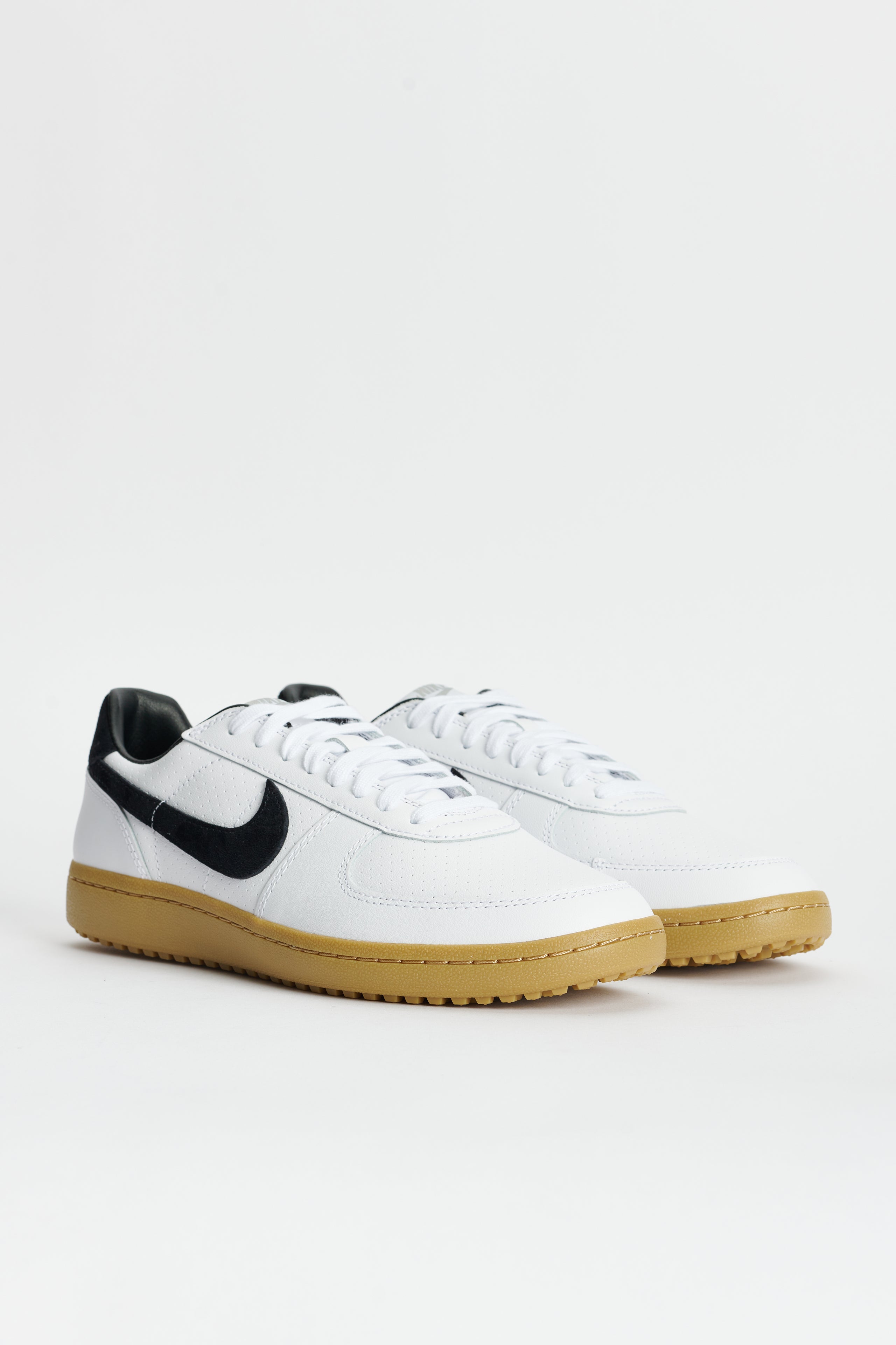 Nike Field General 82 SP White / Black / Gum