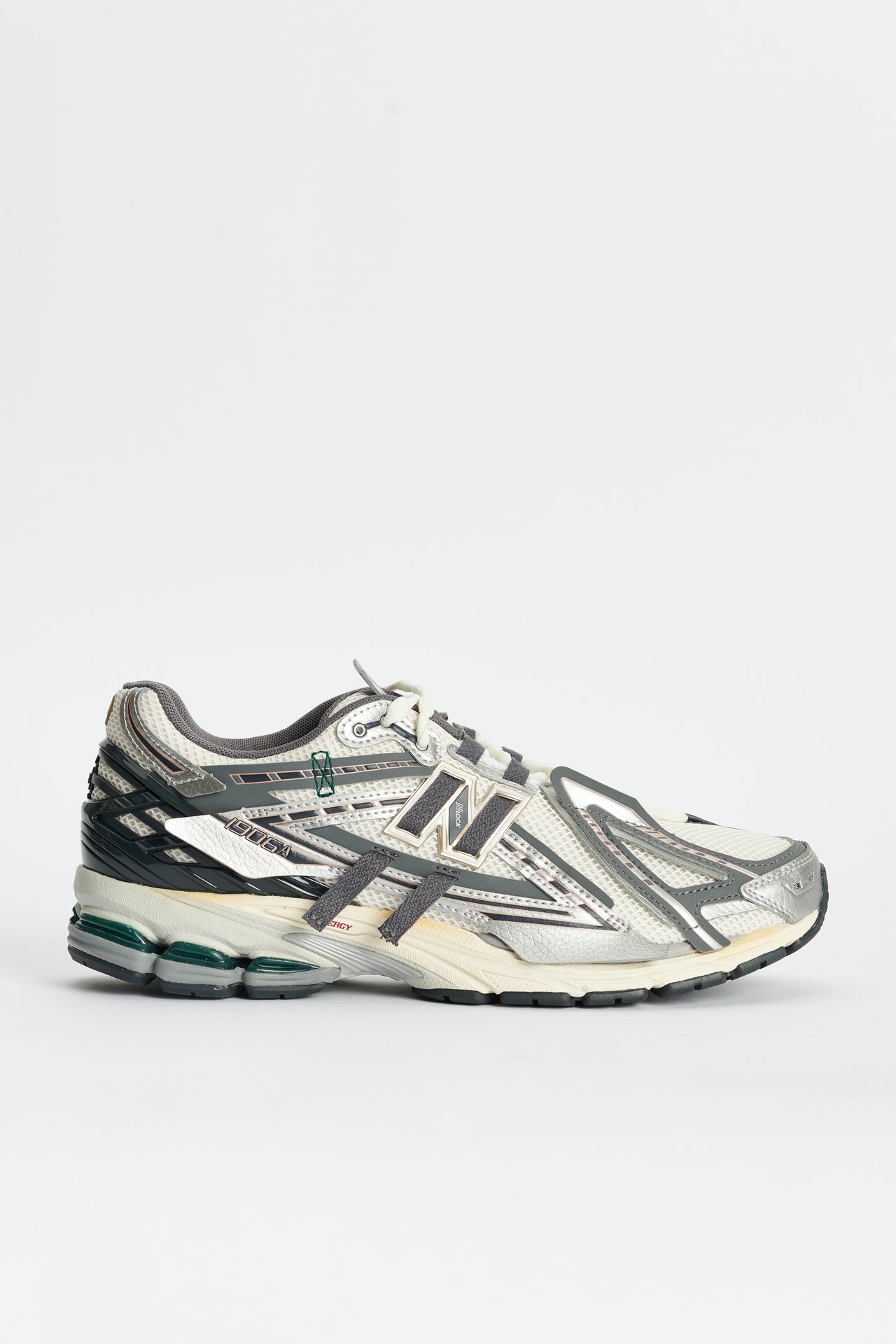 New Balance 1906 Silver Metallic / Castlerock