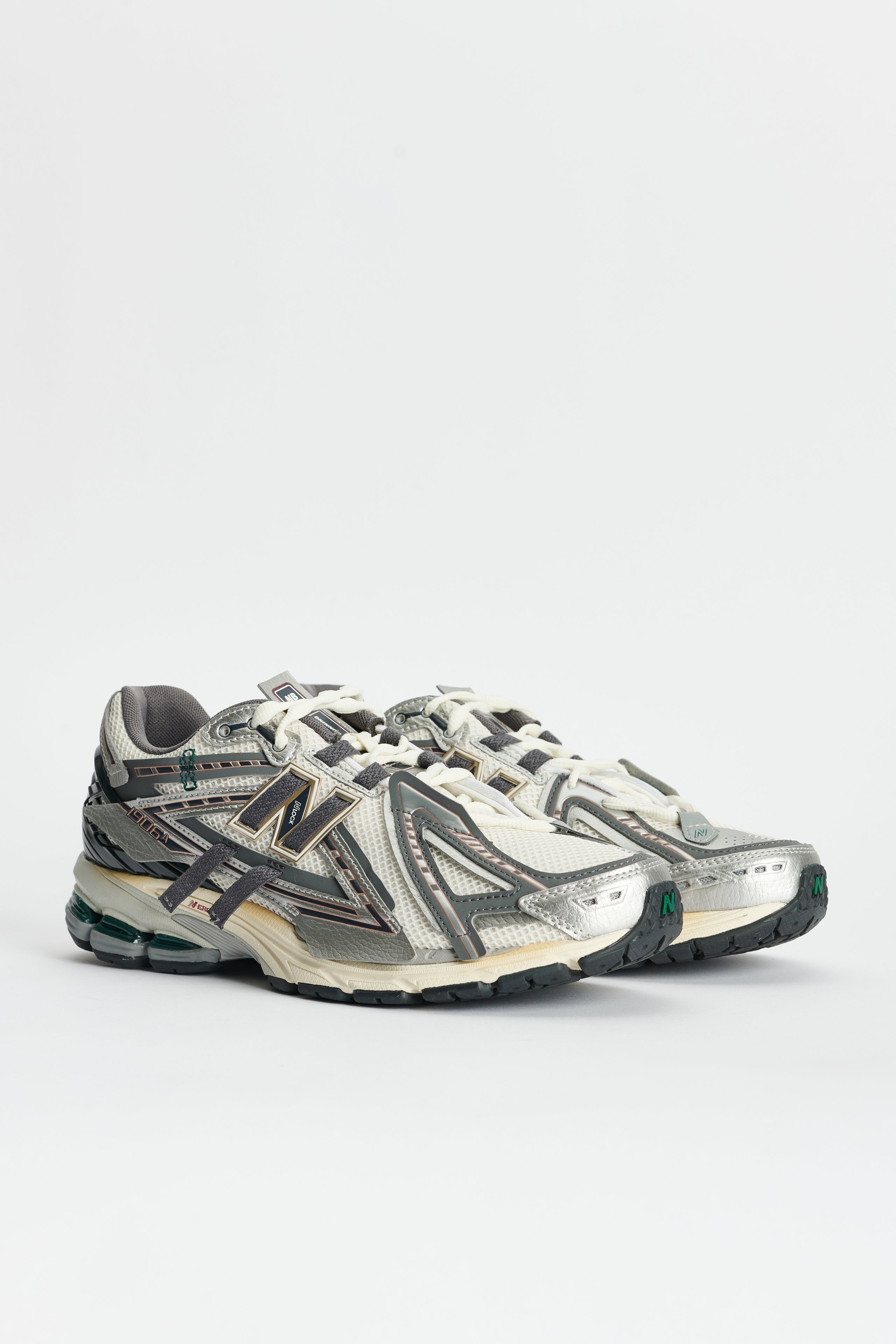 New Balance 1906 Silver Metallic / Castlerock