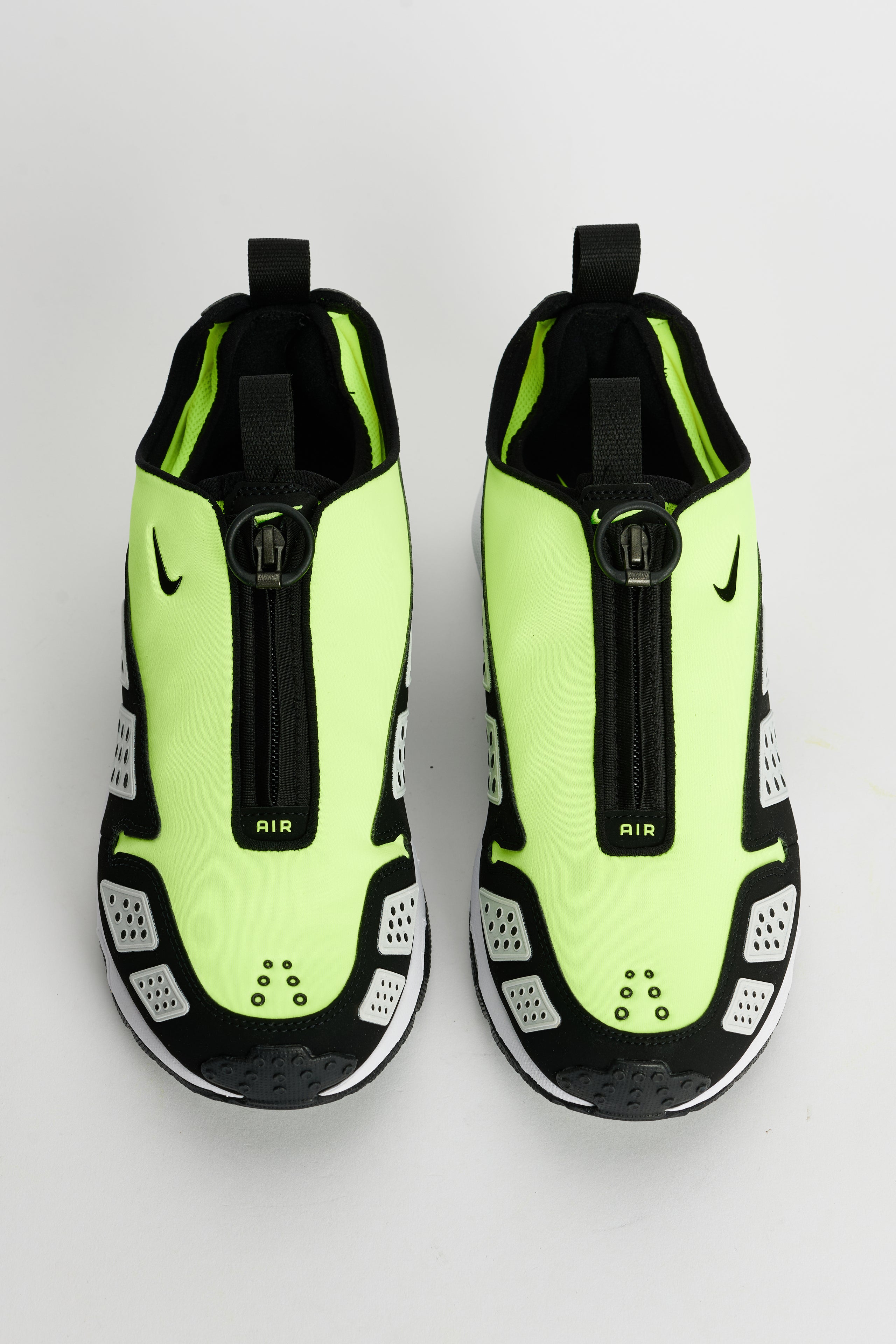 Nike W’s Air Max SNDR Volt / Black