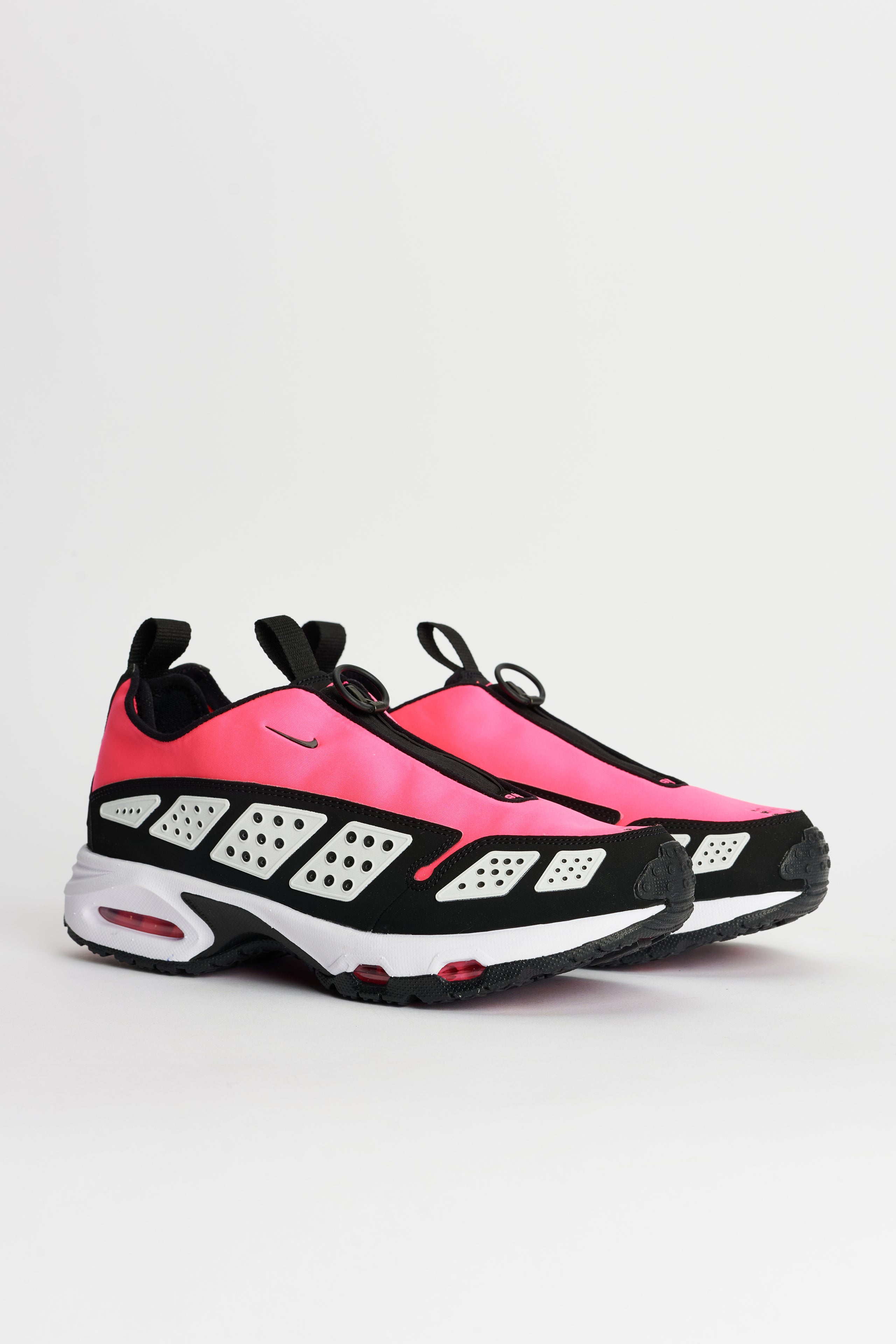 Nike W’s Air Max SNDR Hyper Pink / Black