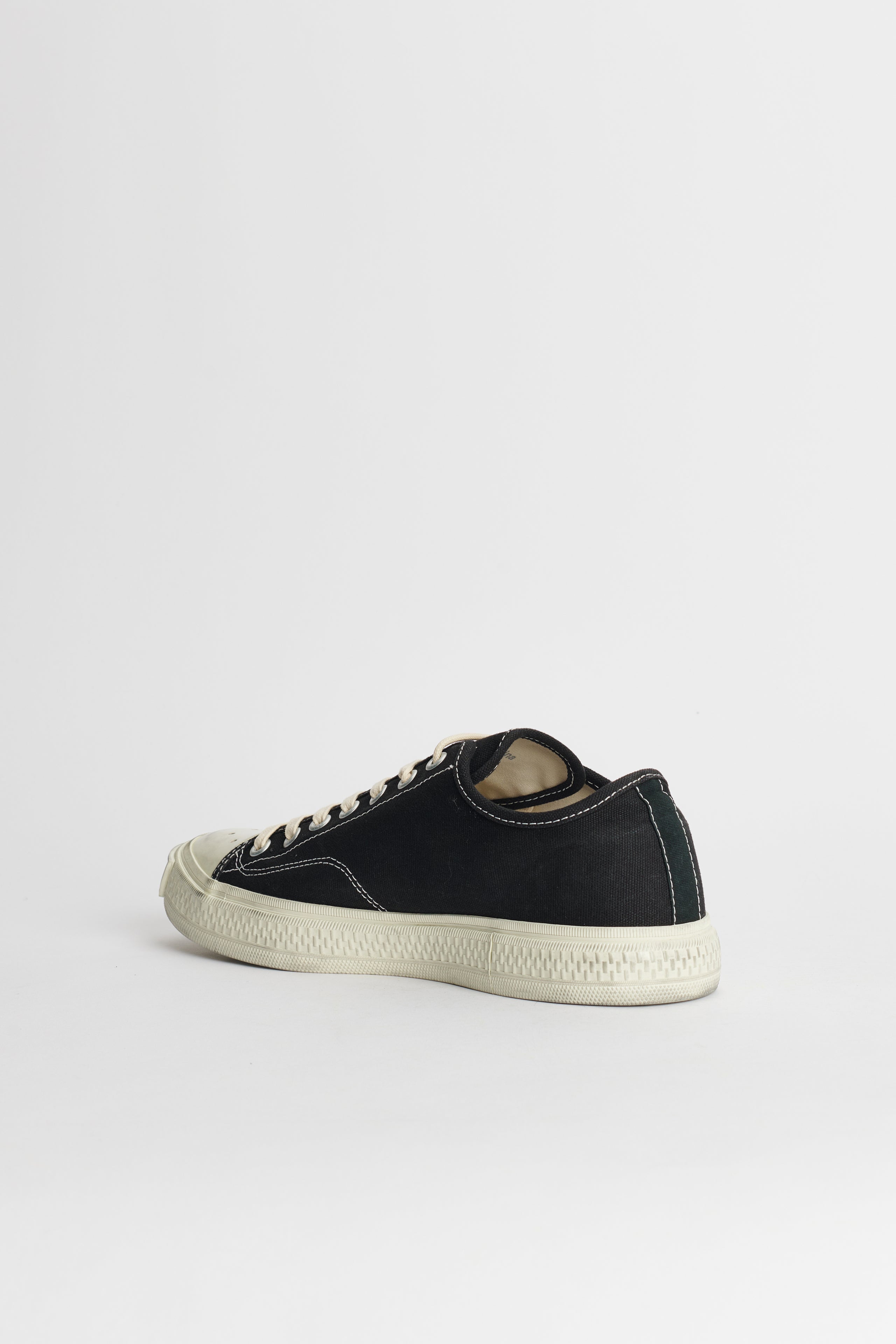 Acne Studios Ballow Soft Tumbled Low Top Sneakers Black / Off White