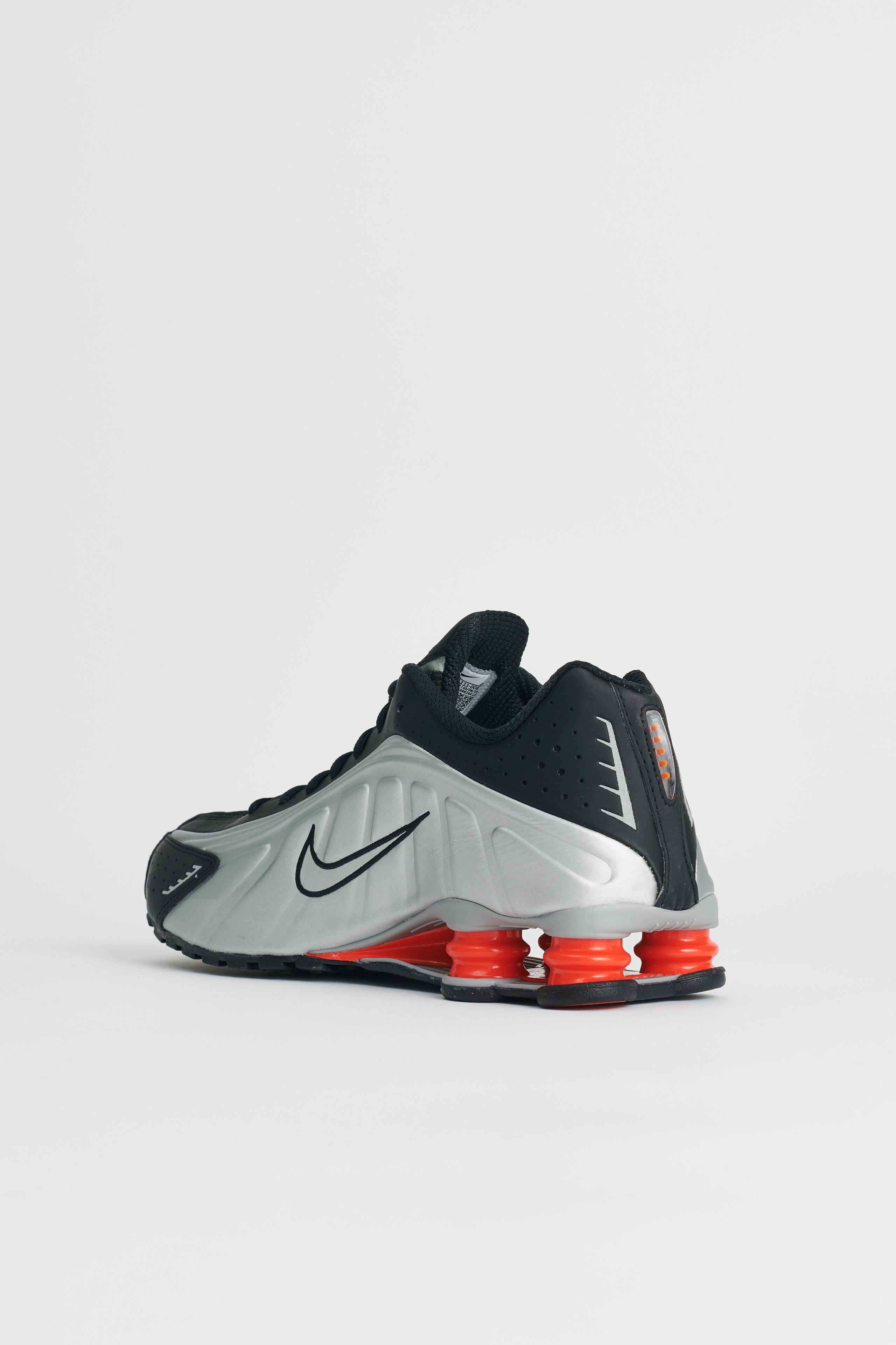 Nike Shox R4 Black / Metallic Silver