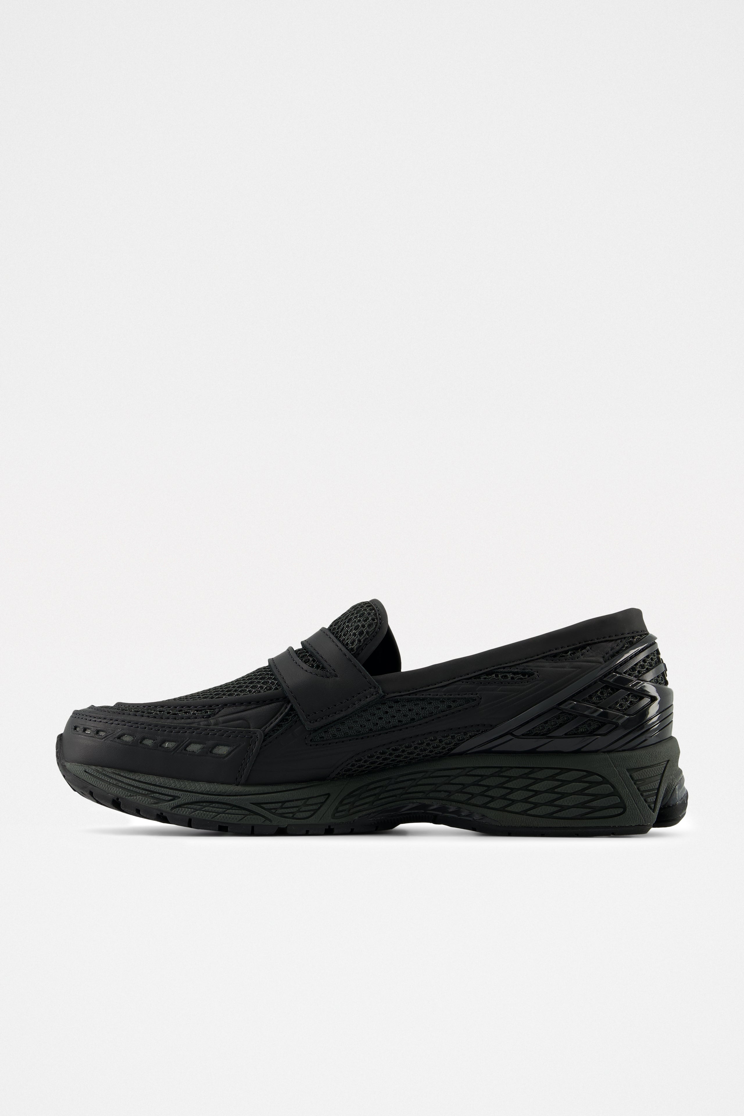 New Balance 1906 Loafer Black