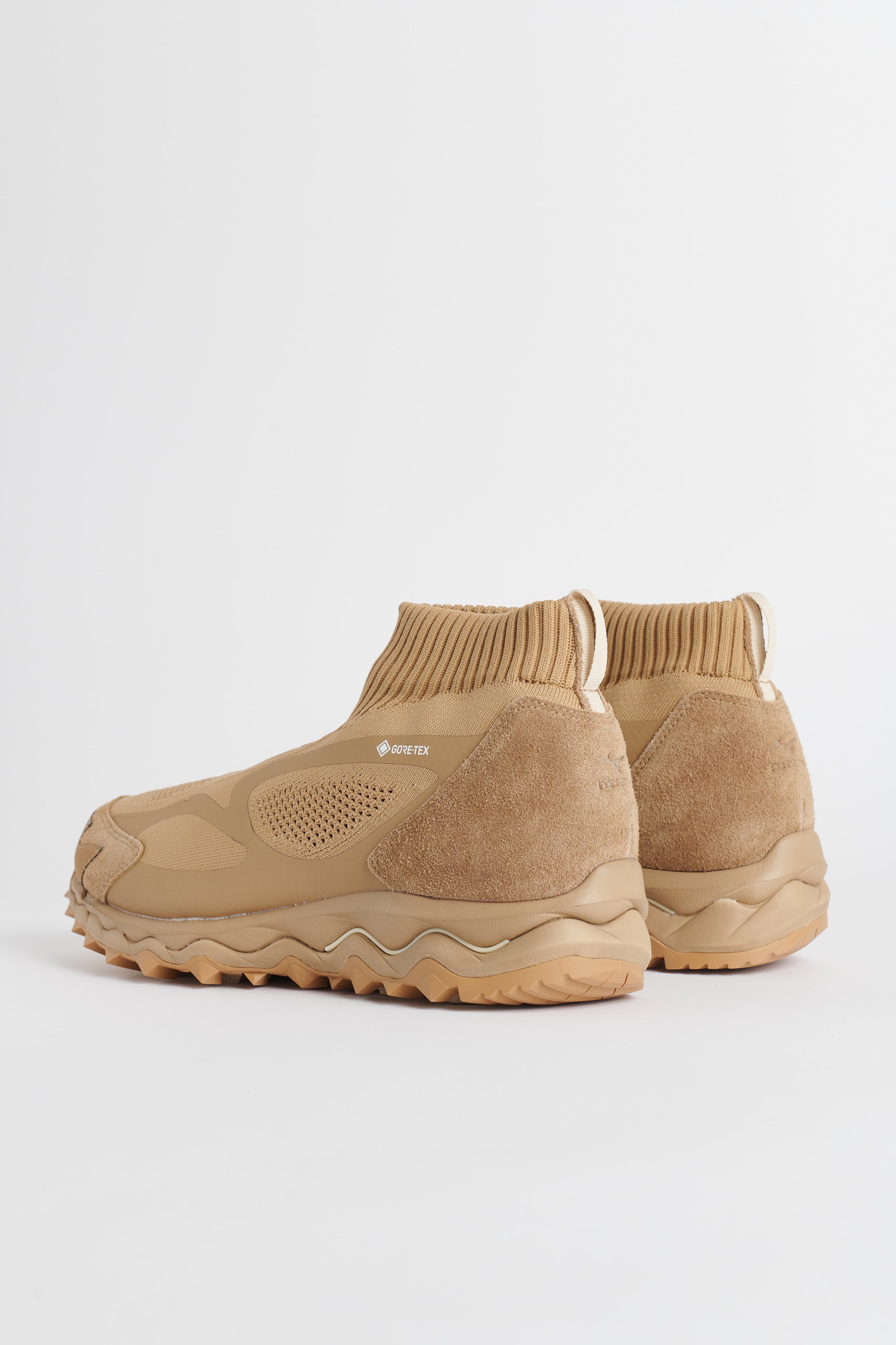 Mizuno x nonnative Wave Mujin TL Mid GTX Cognac