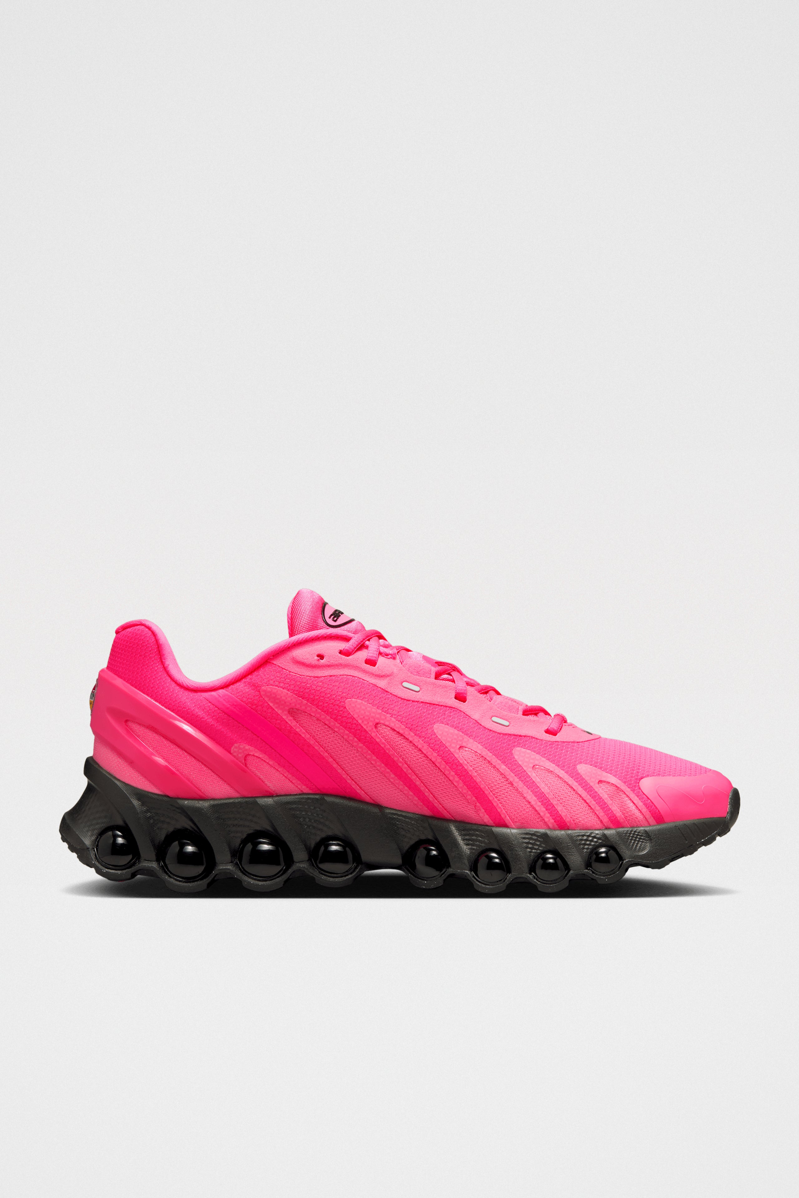 Nike Air Max DN8 Hyper Pink / Black