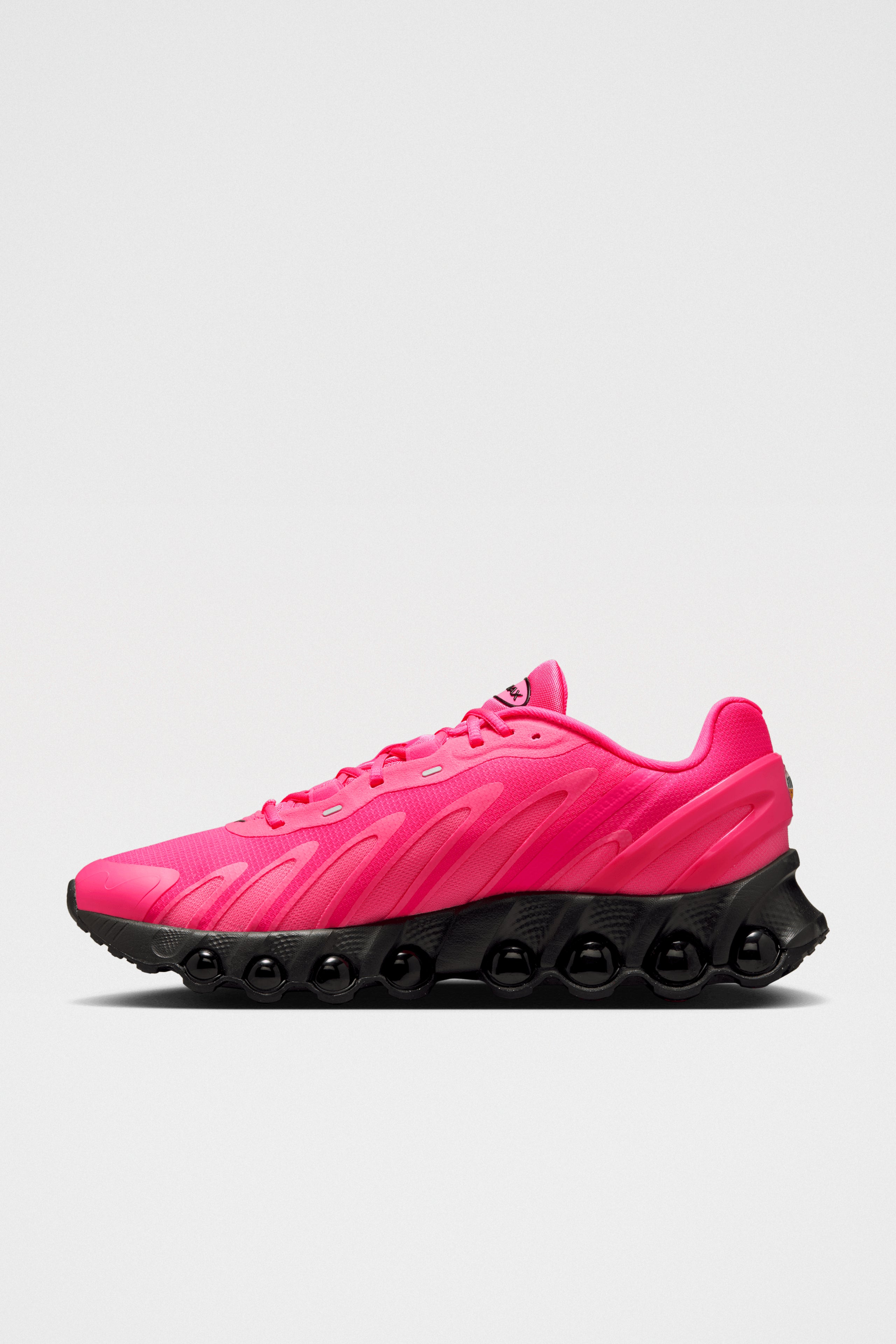 Nike Air Max DN8 Hyper Pink / Black