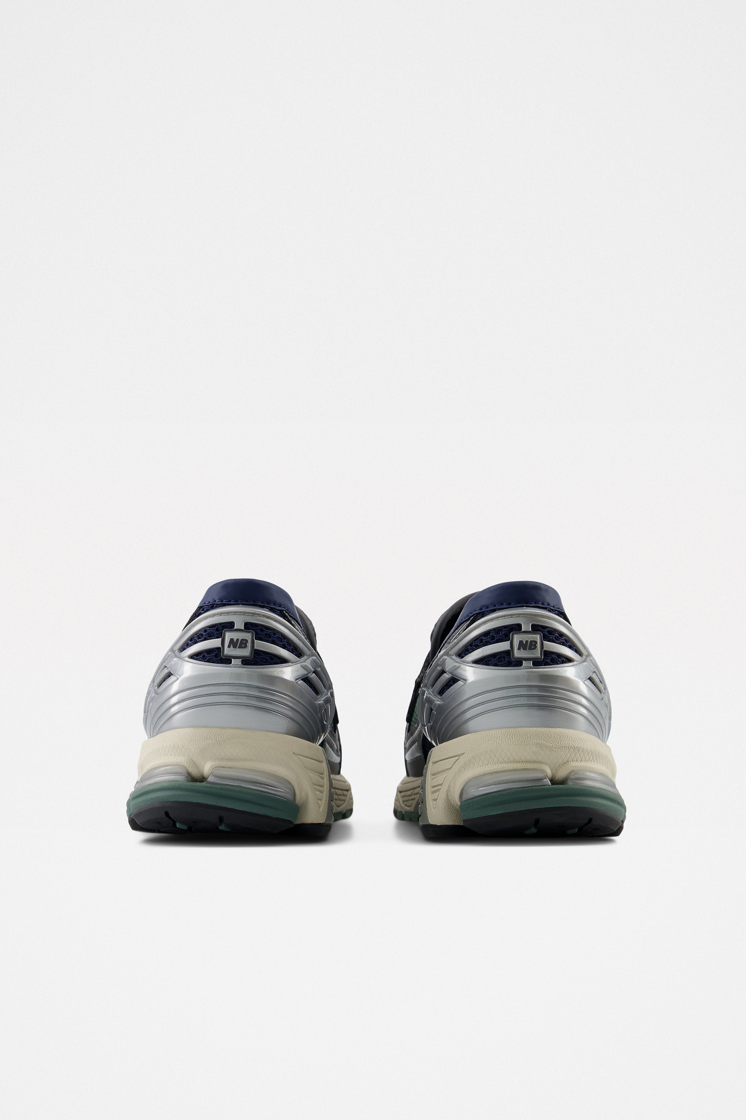 New Balance 1906 Loafer Silver Metallic / NB Navy