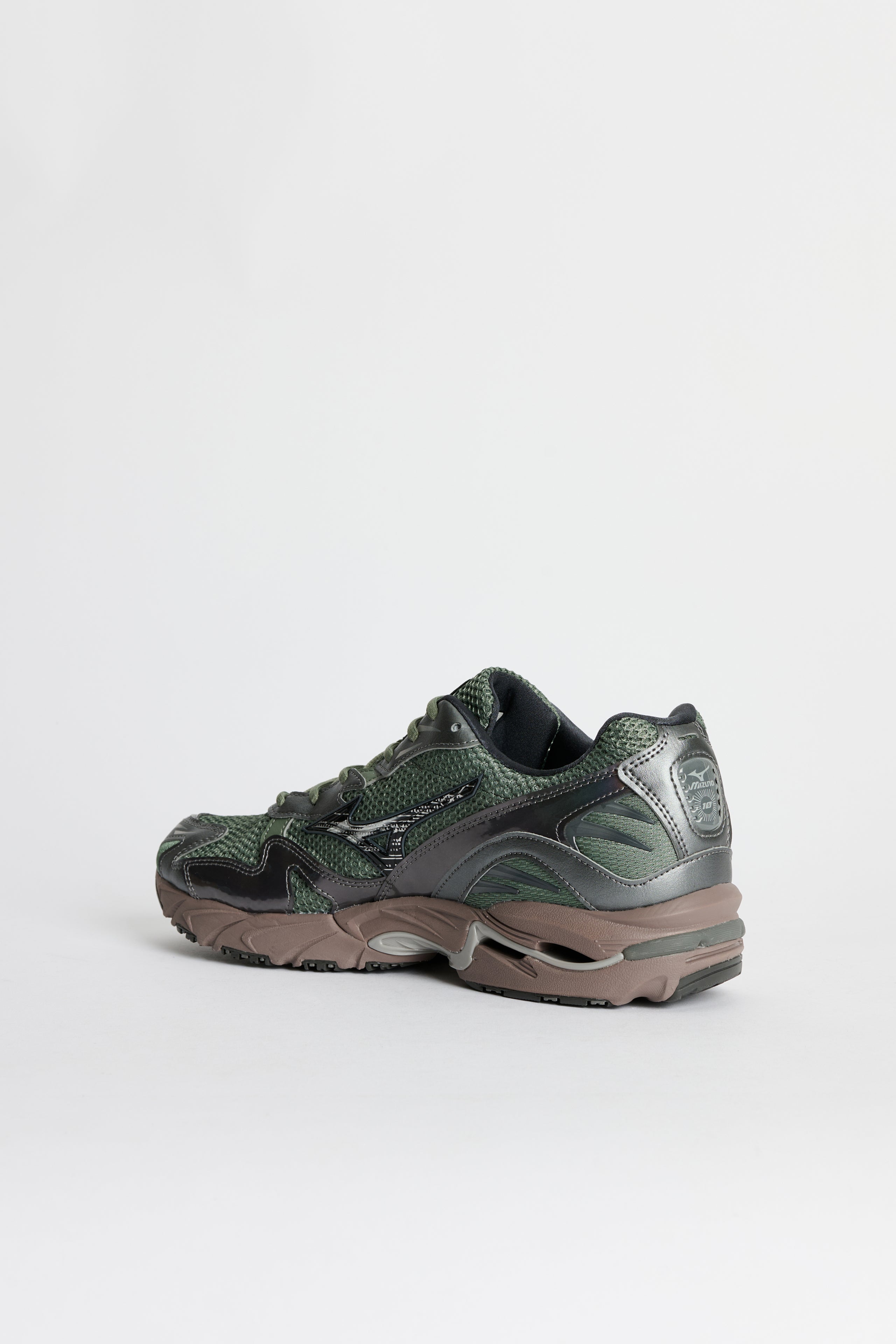 Mizuno Wave Rider 10 Agave Green / Black Sand