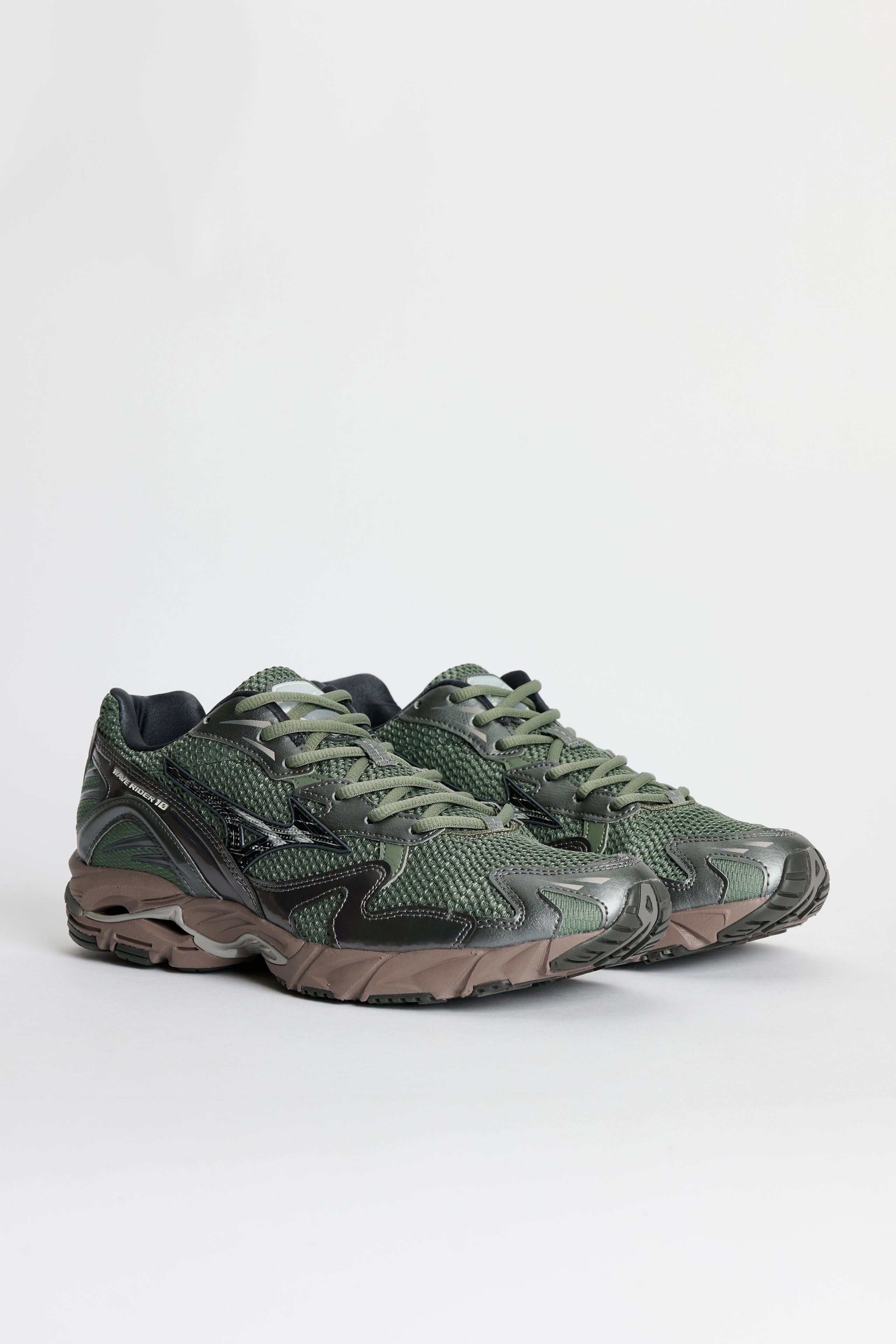 Mizuno Wave Rider 10 Agave Green / Black Sand