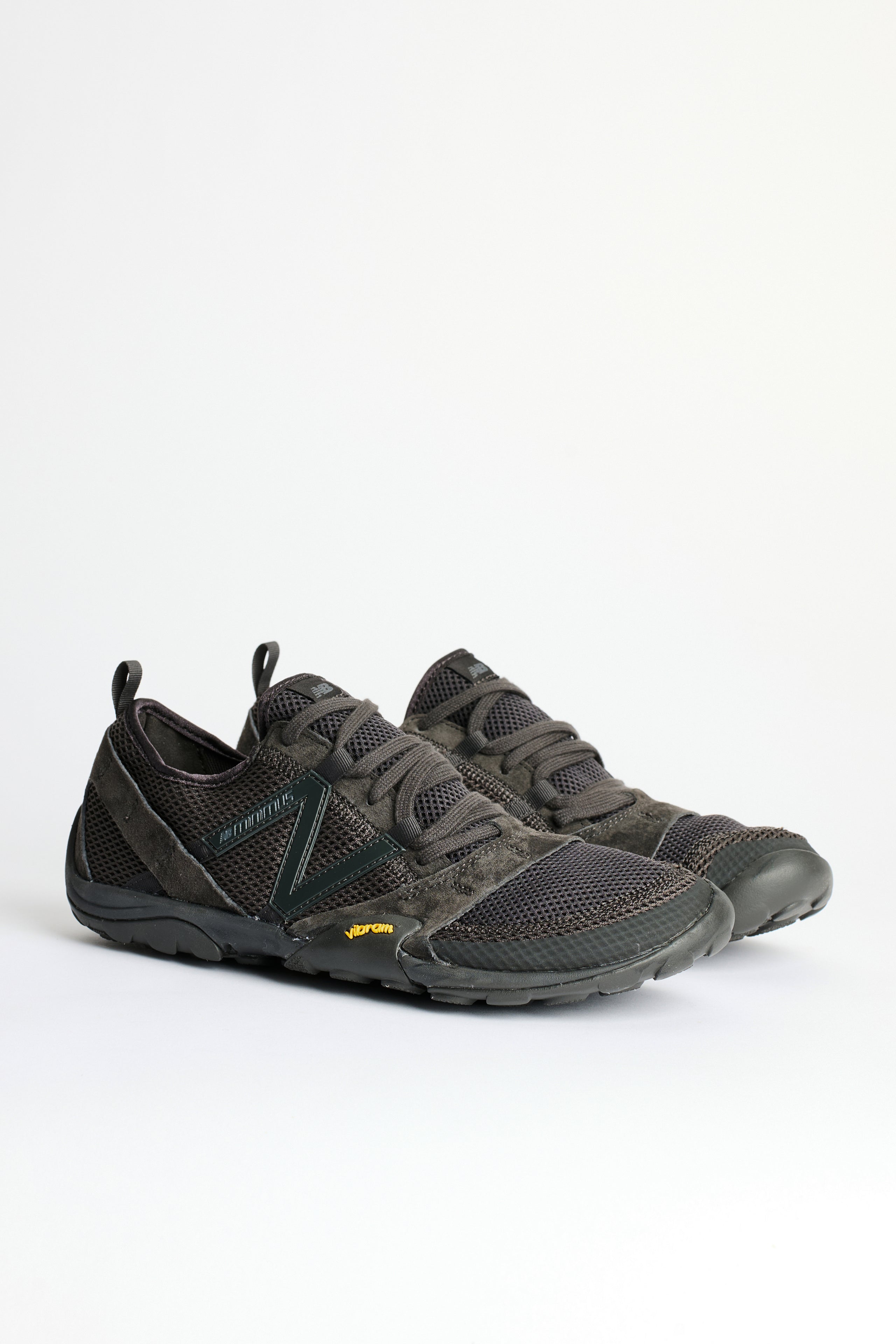 New Balance Minimus T10 Black / Castlerock