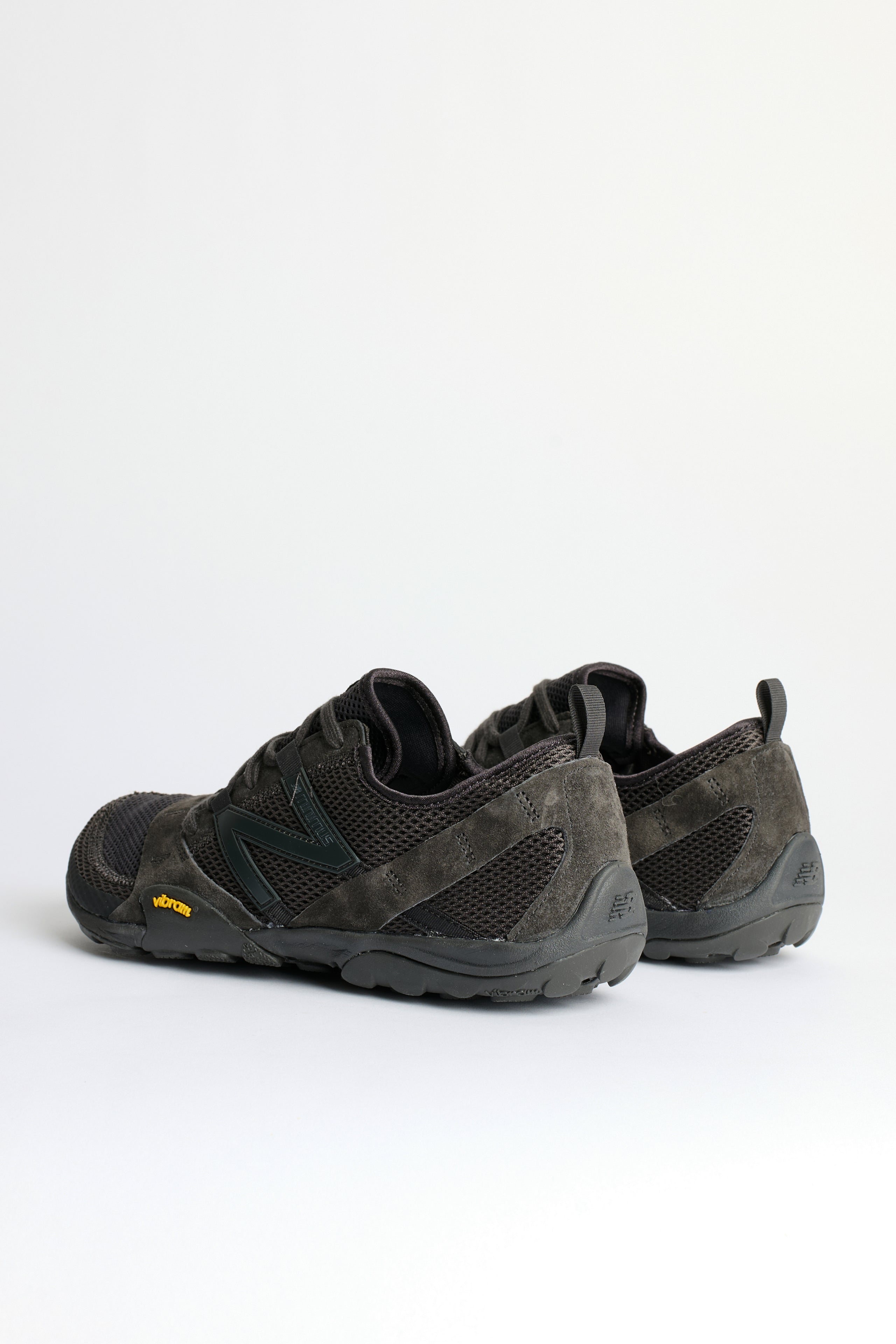 New Balance Minimus T10 Black / Castlerock