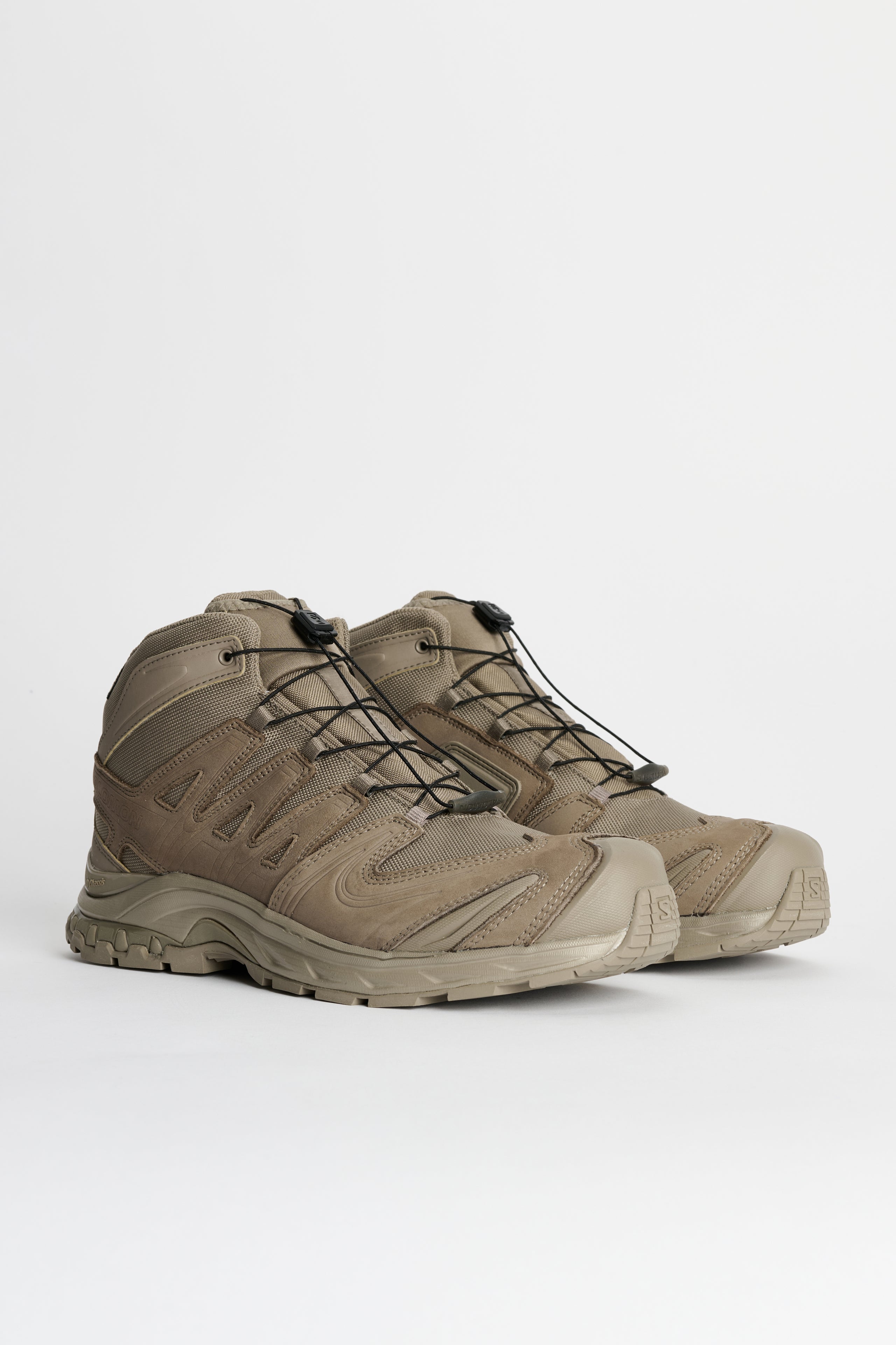 RIER x Salomon XA Mid GTX Trekking Boots Argile