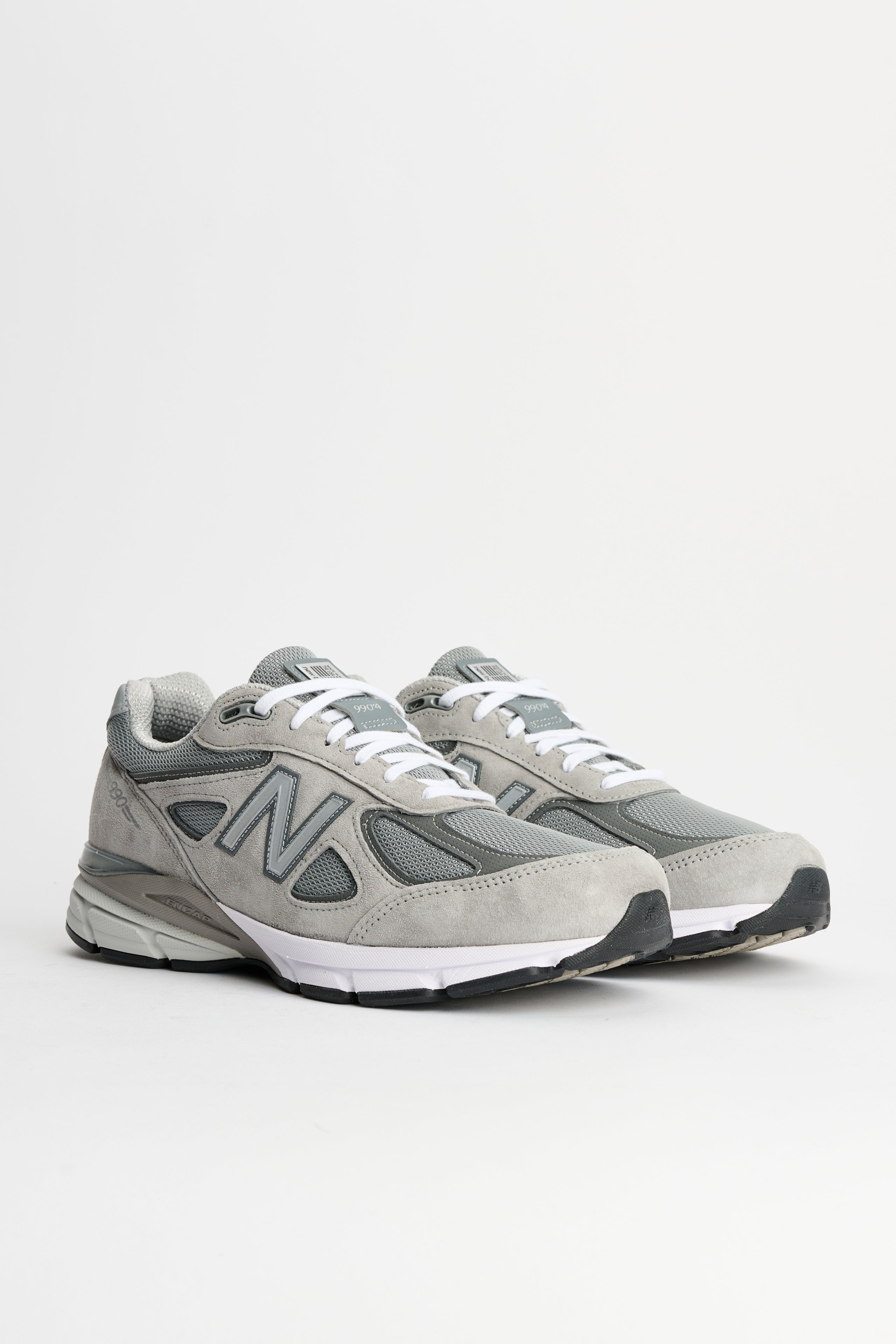 New Balance Made in USA 990v4 Grey / Silver