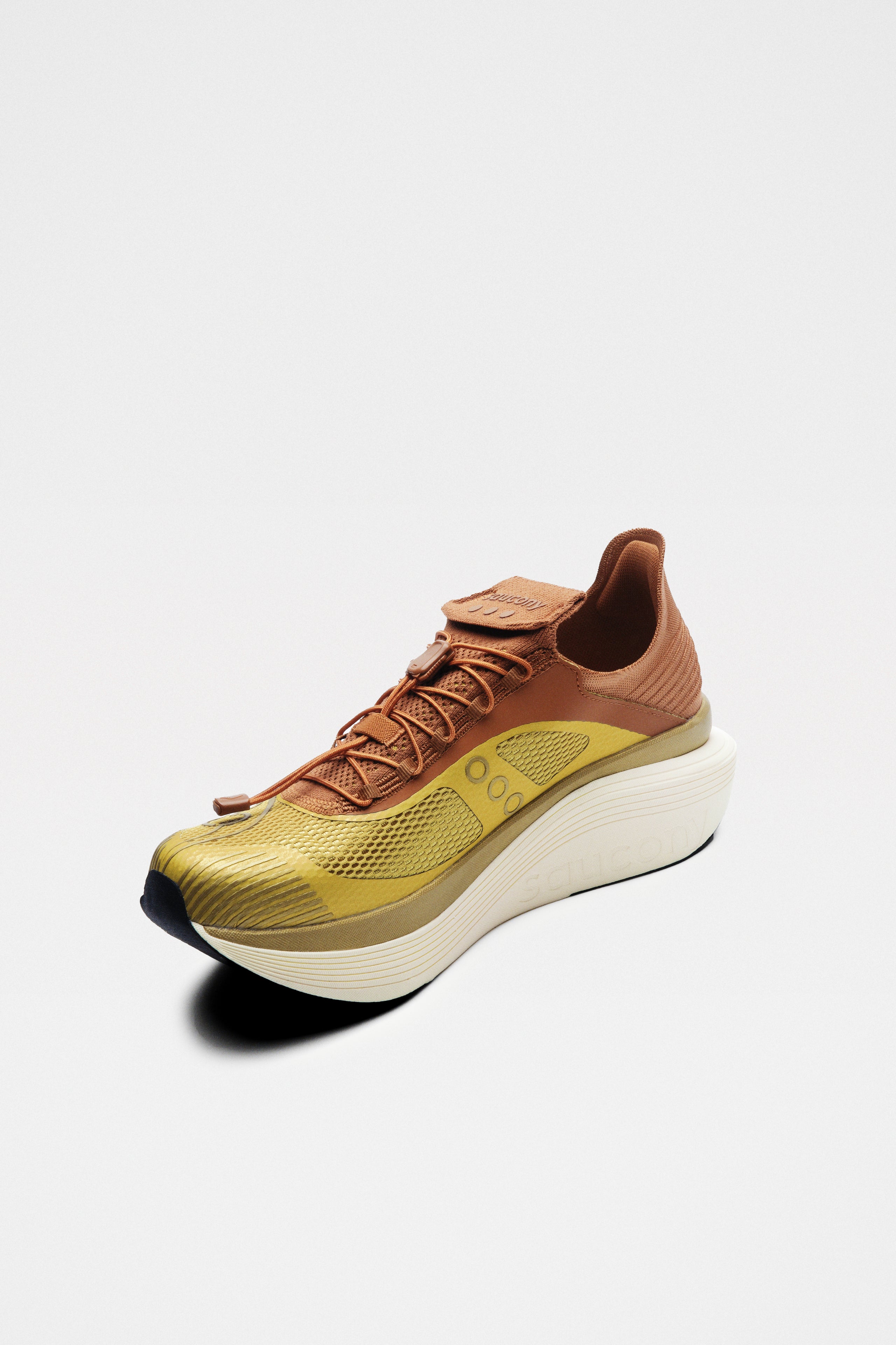 Saucony SILO Endorphine Elite 2 Gold / Adobe