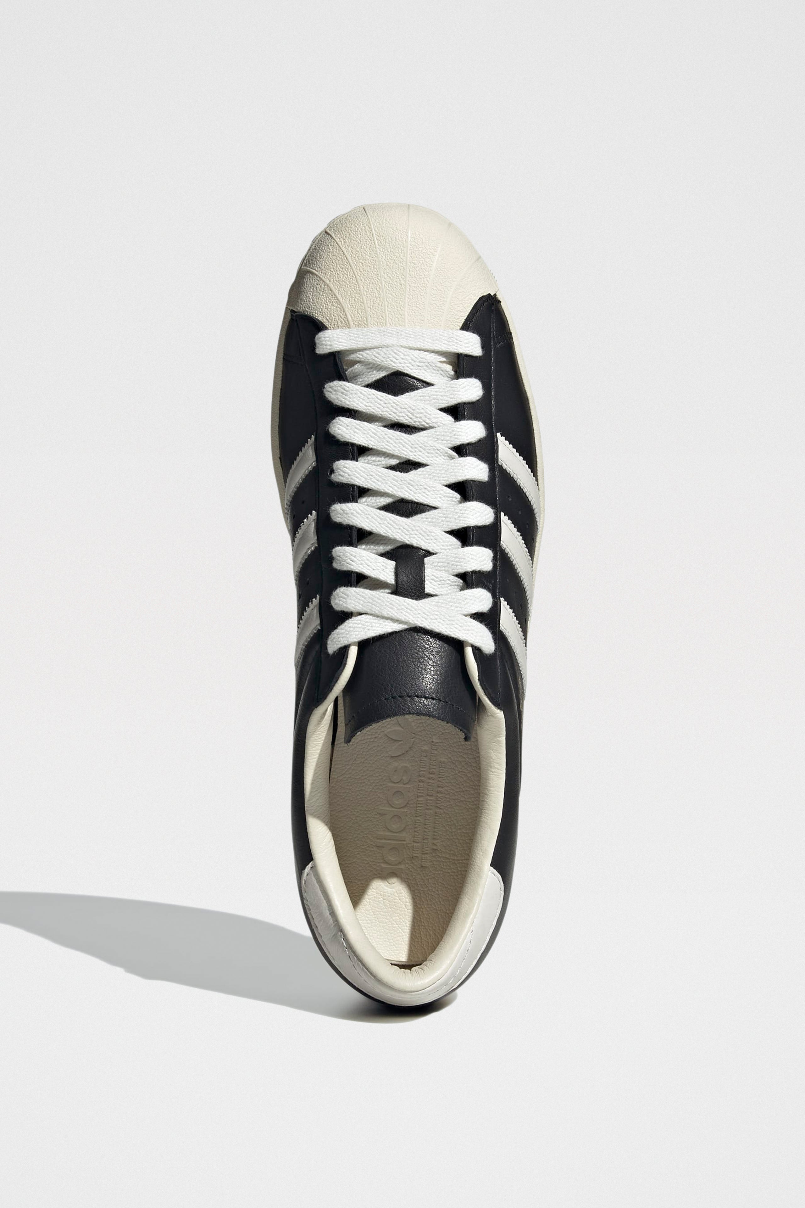 adidas Originals Superstar Vintage Core Black / White