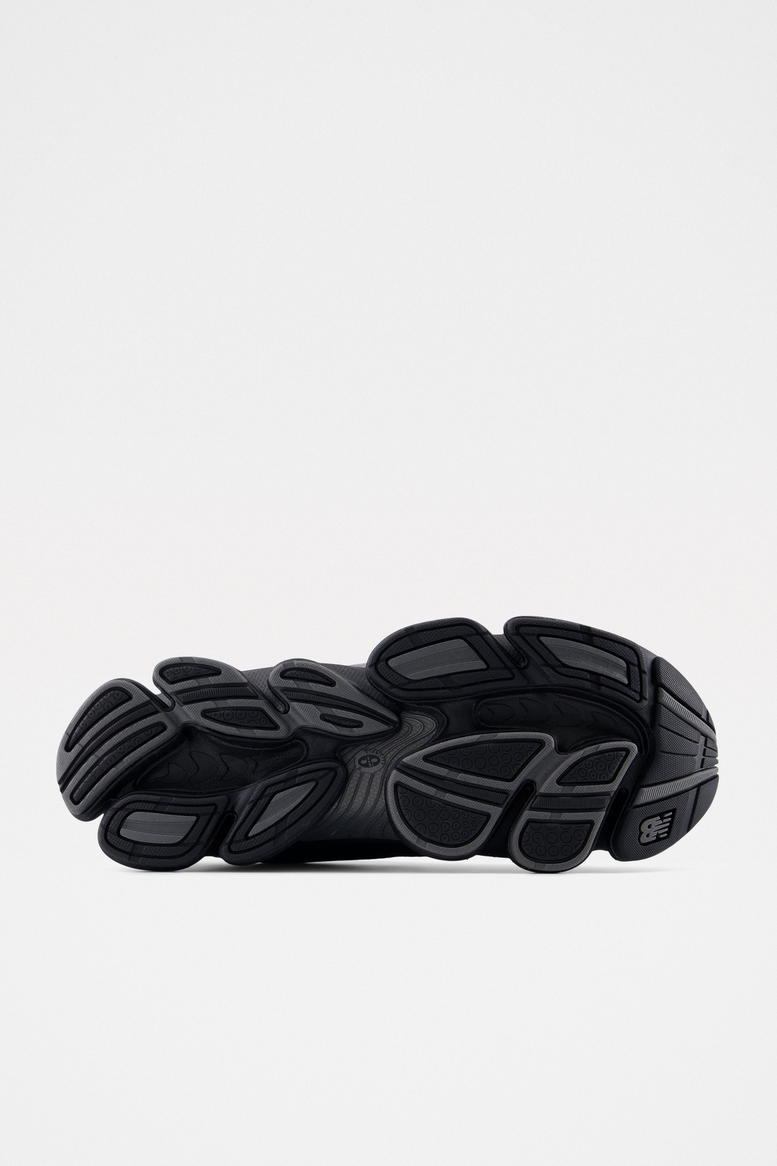 New Balance ABZORB 2000 Black / Dark Silver Metallic