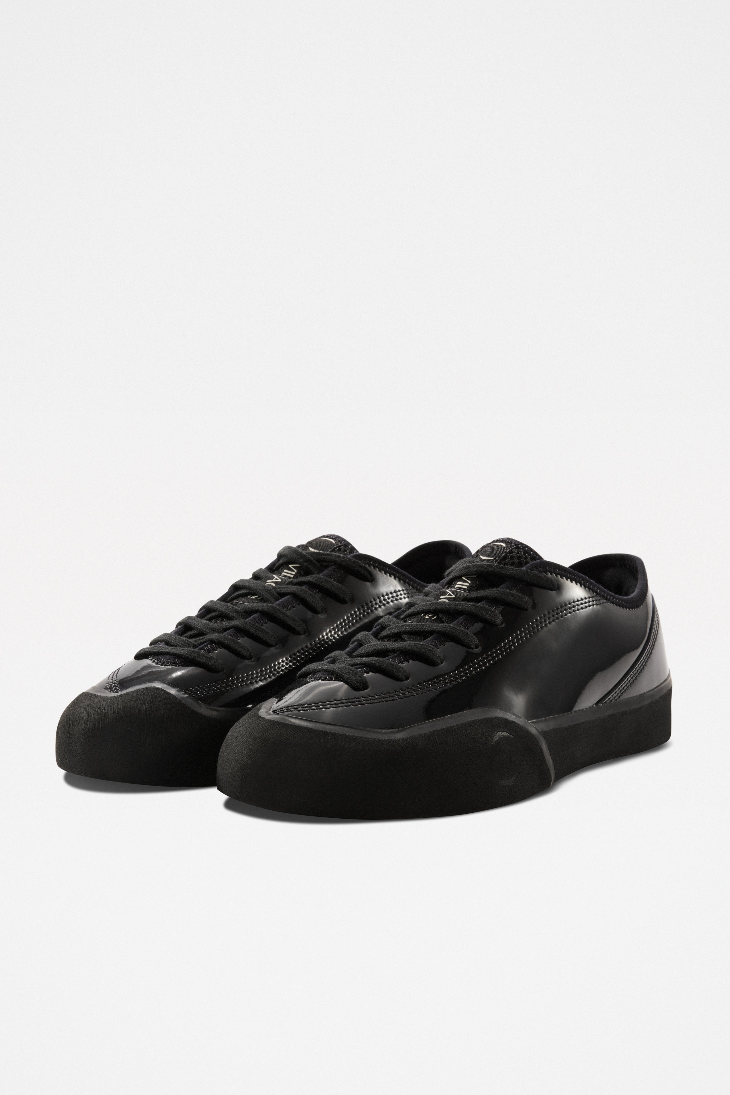 Village PM 1.30 PM Gloss Black / Natural Black