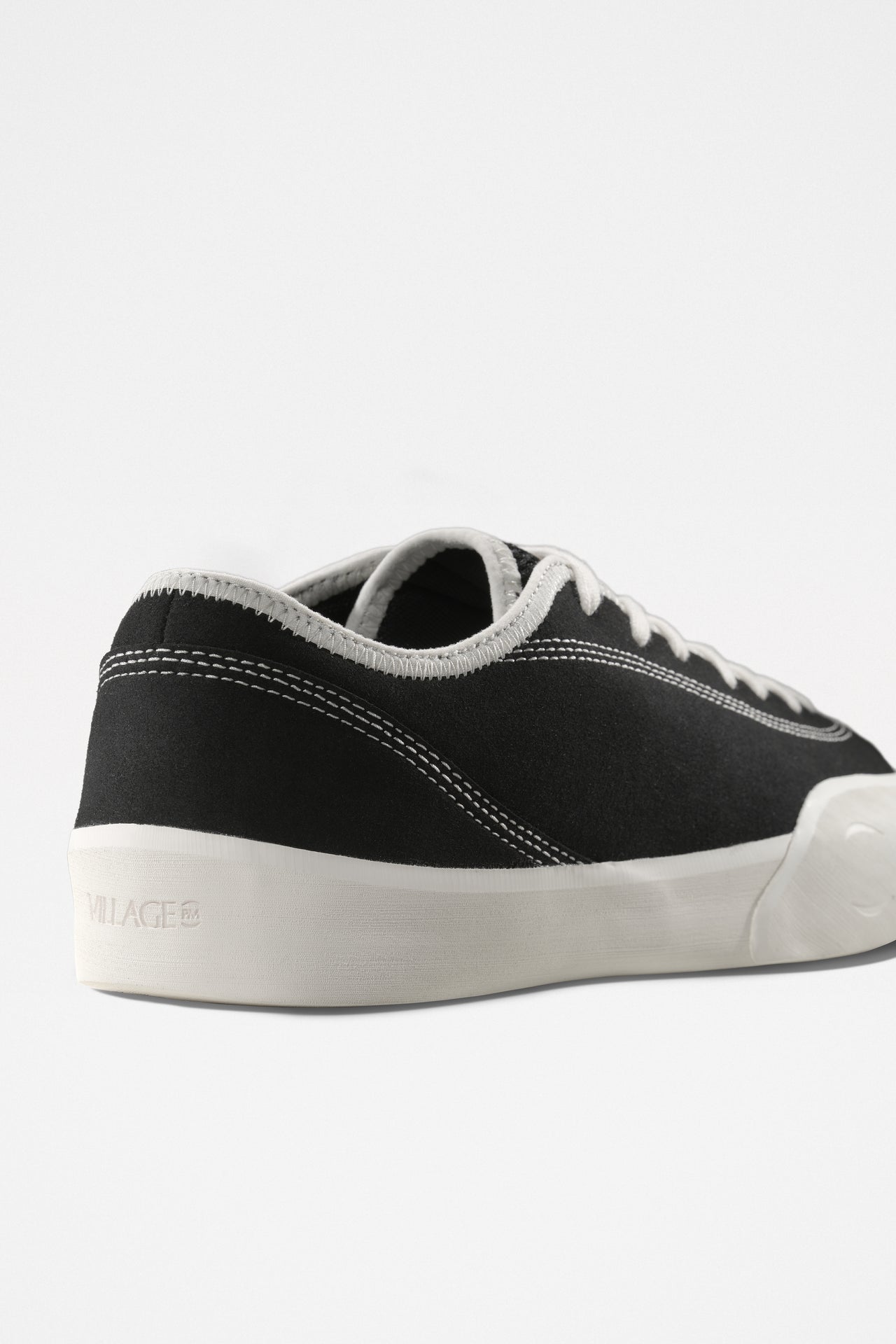 Village PM 1.30 PM Black / Whisper White