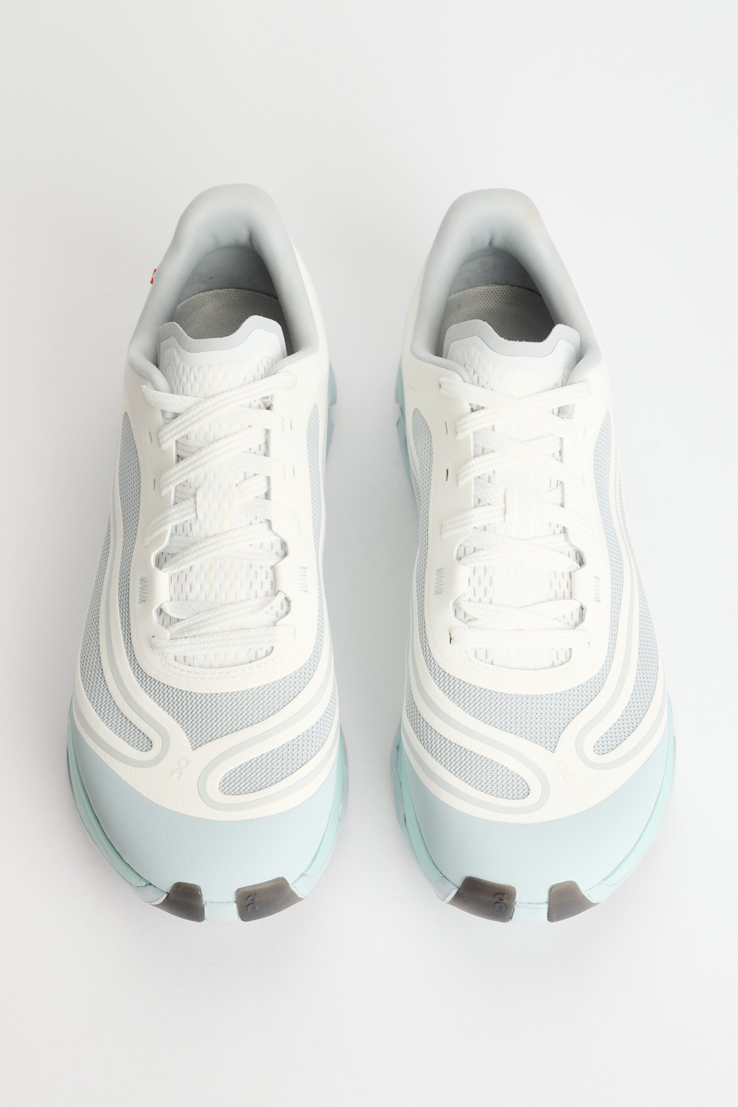 On Cloudflow 5 AD Hail / White