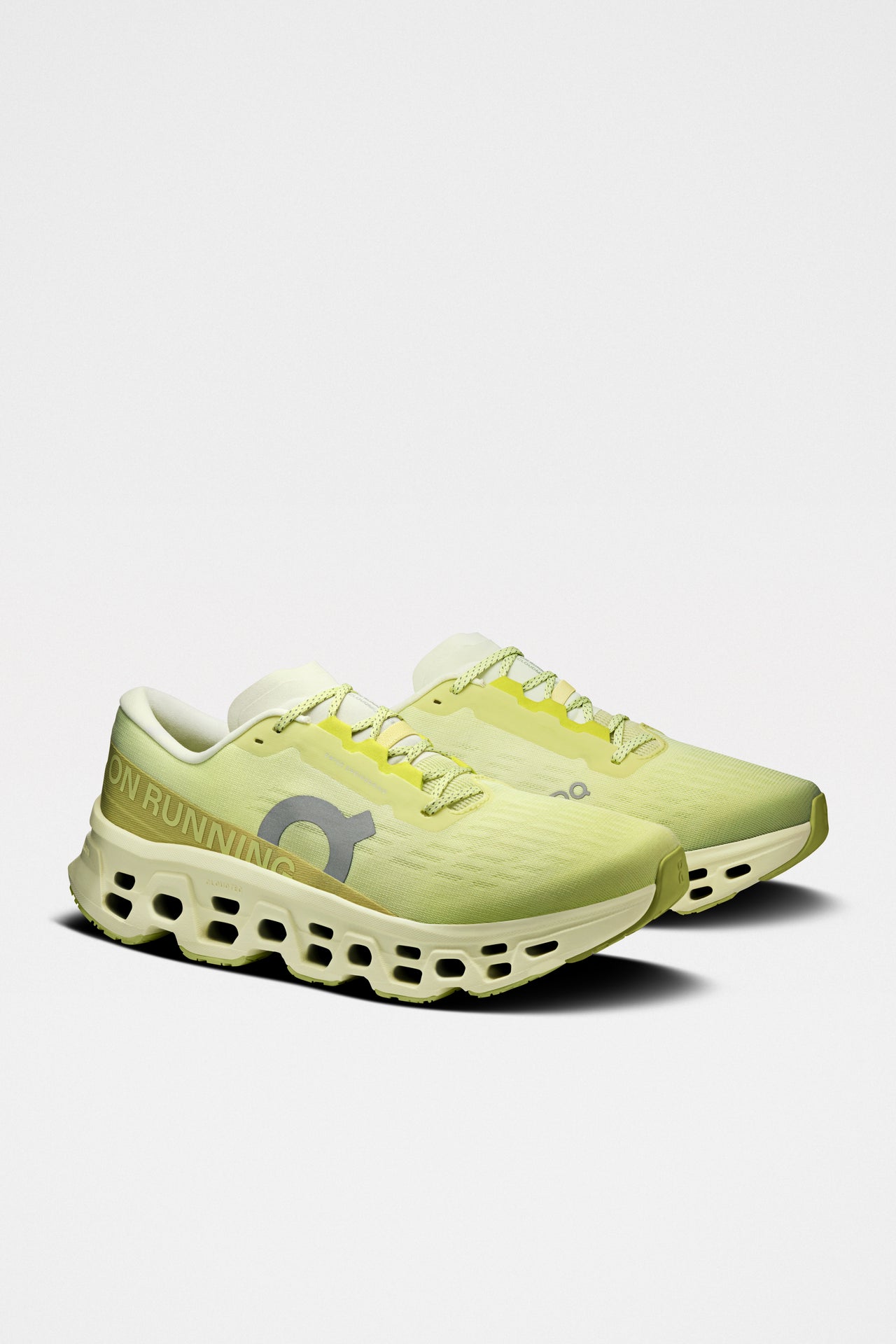 On Cloudmonster 3 Limelight / Seedling