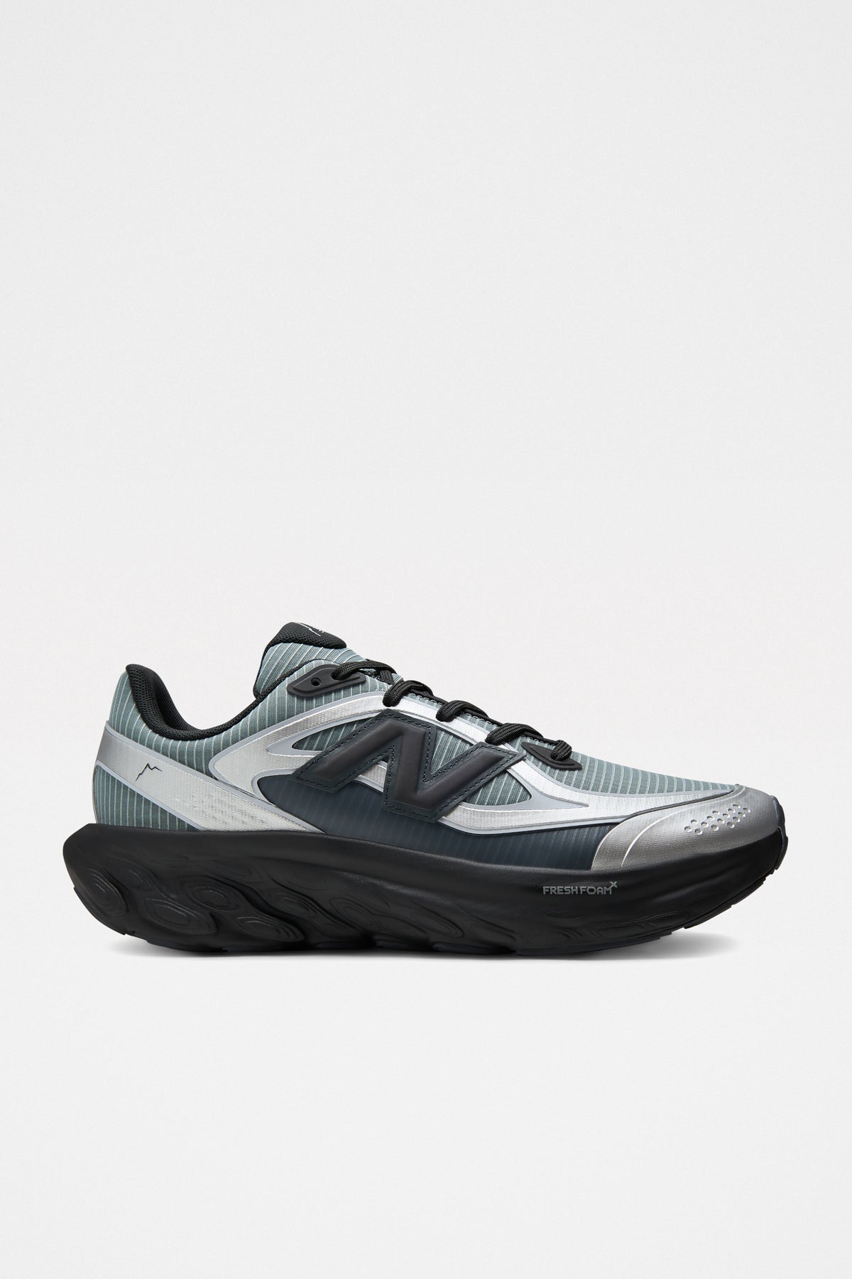 New Balance x CAYL TRN Slate Grey / Silver Metallic – Très Bien
