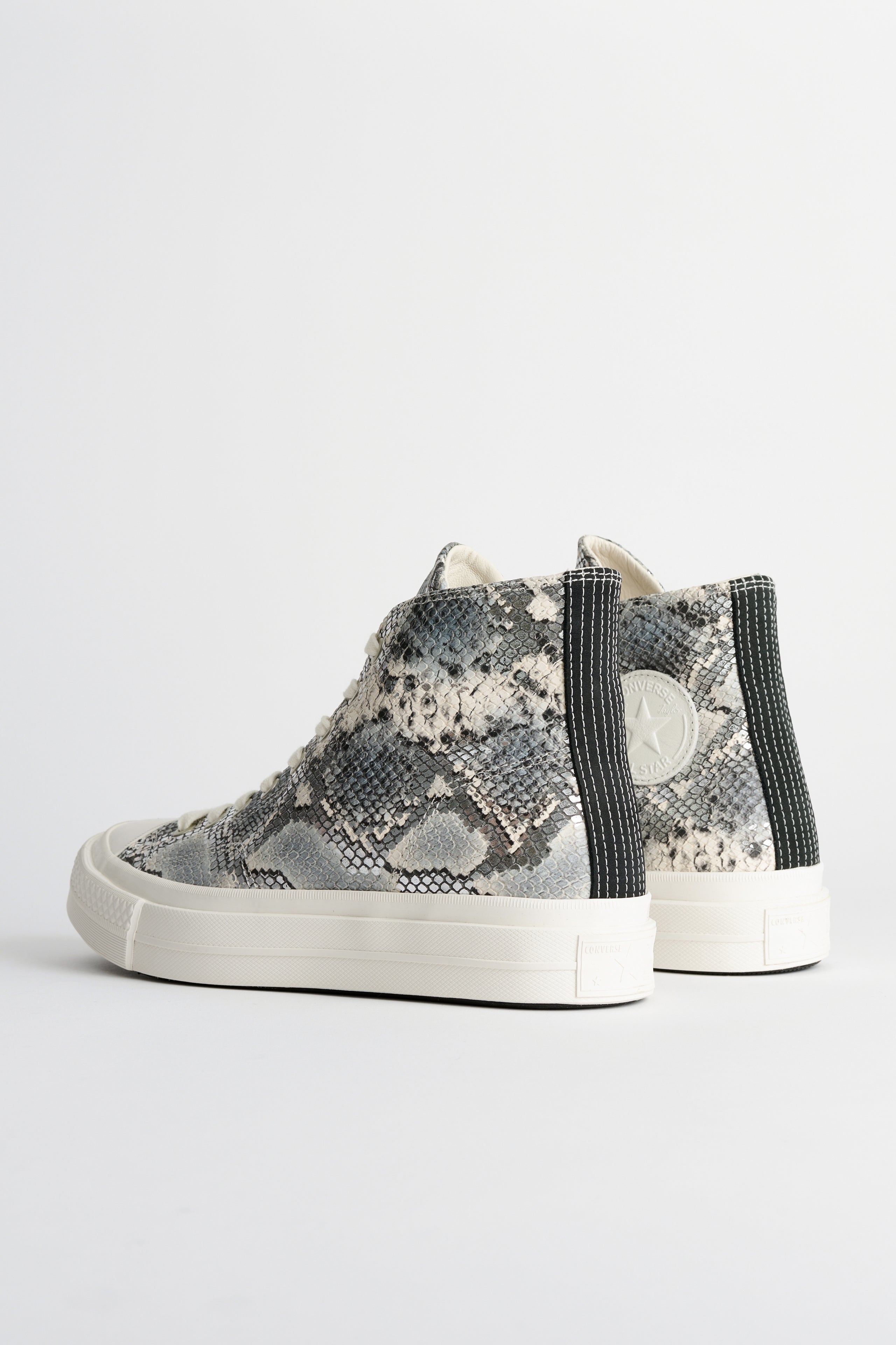 Converse First String Chuck Taylor All Star Silver / Snow White / Black