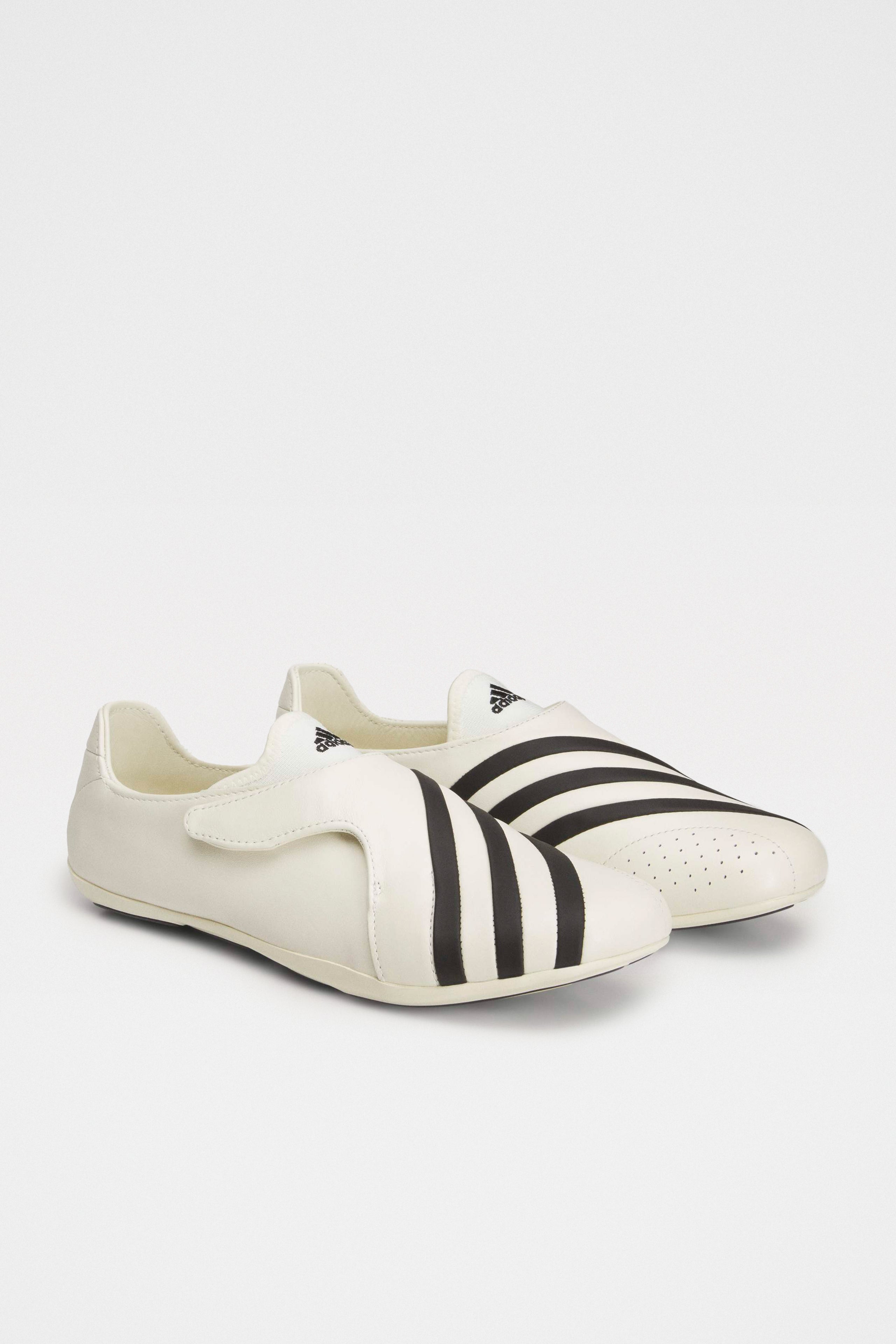 adidas Originals x Pharrell VIRGINIA Vario FLAT EARTHER Black / White