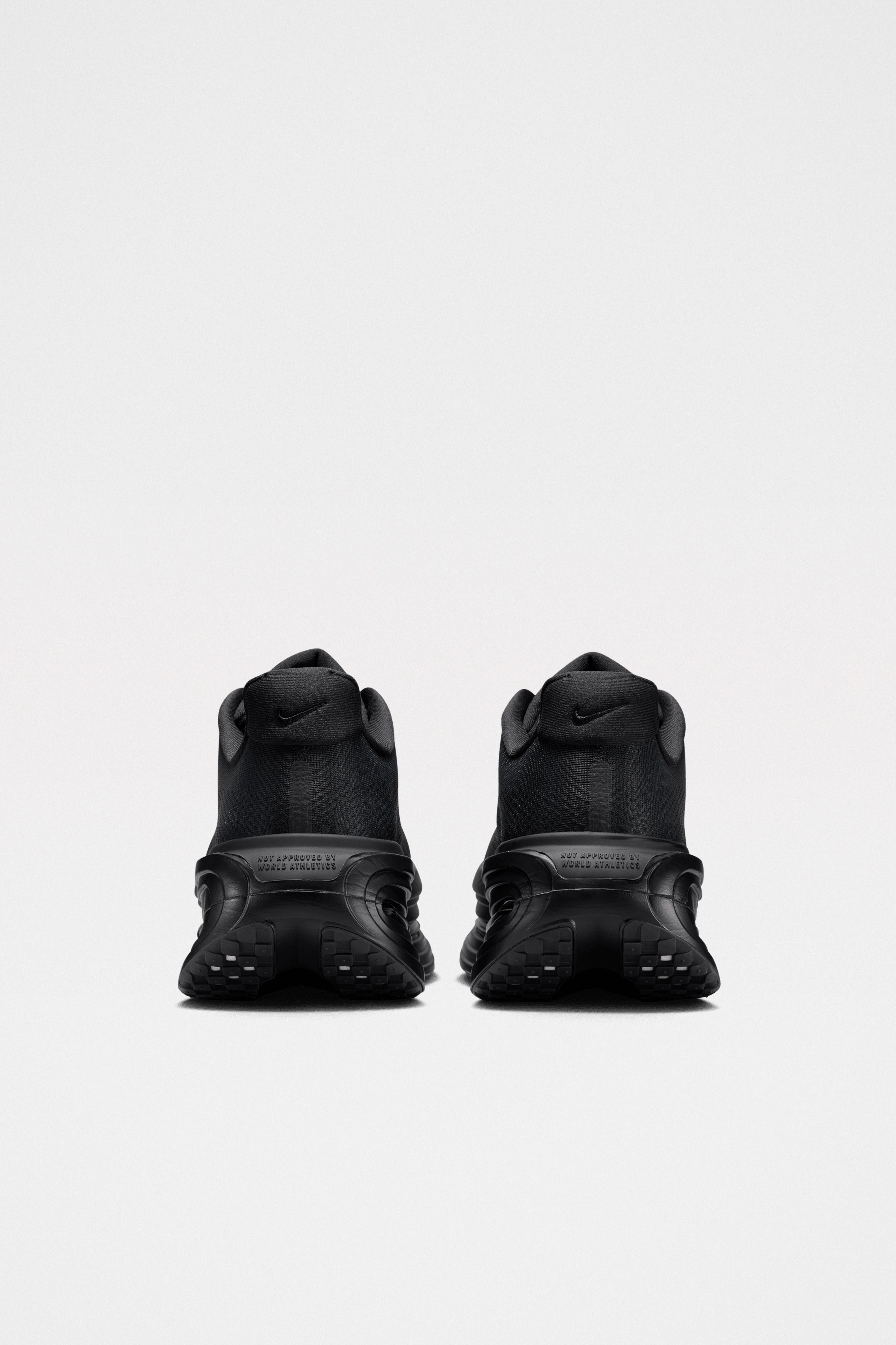 Nike Vomero Premium SP Black / White – Très Bien