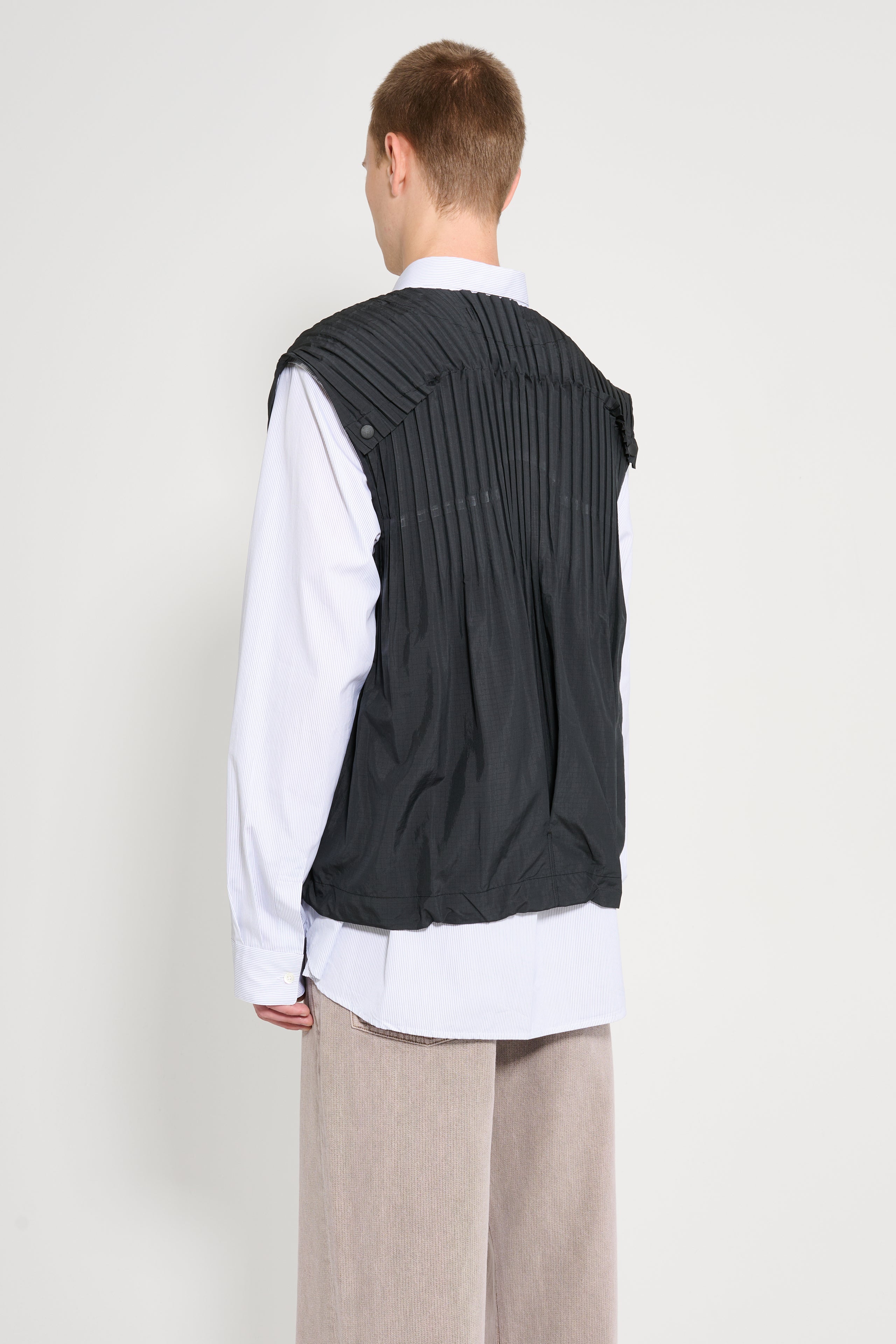 Homme Plissé Issey Miyake Cascade Vest Black