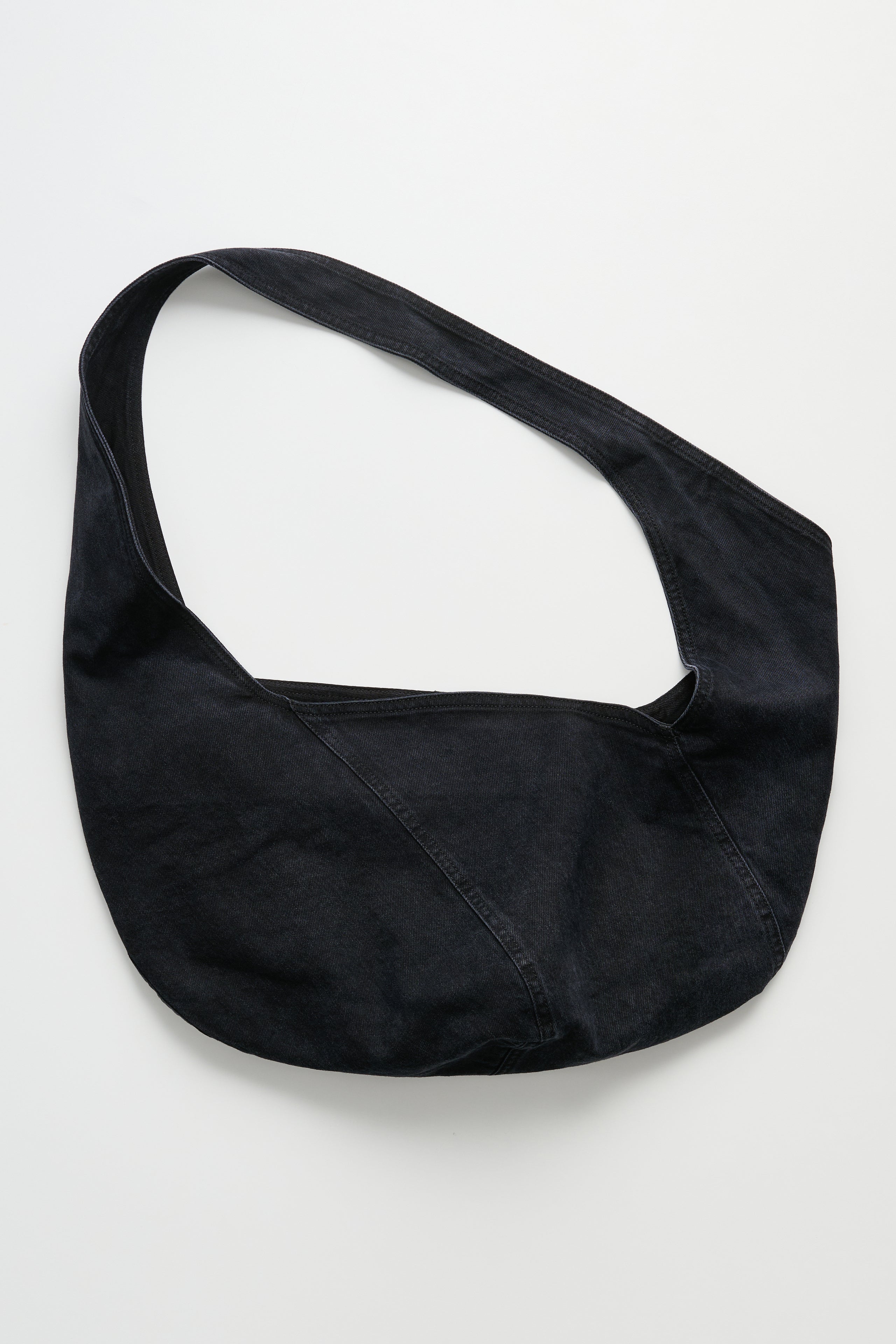 _J.L-A.L_ Bezier Bag Shungite Black