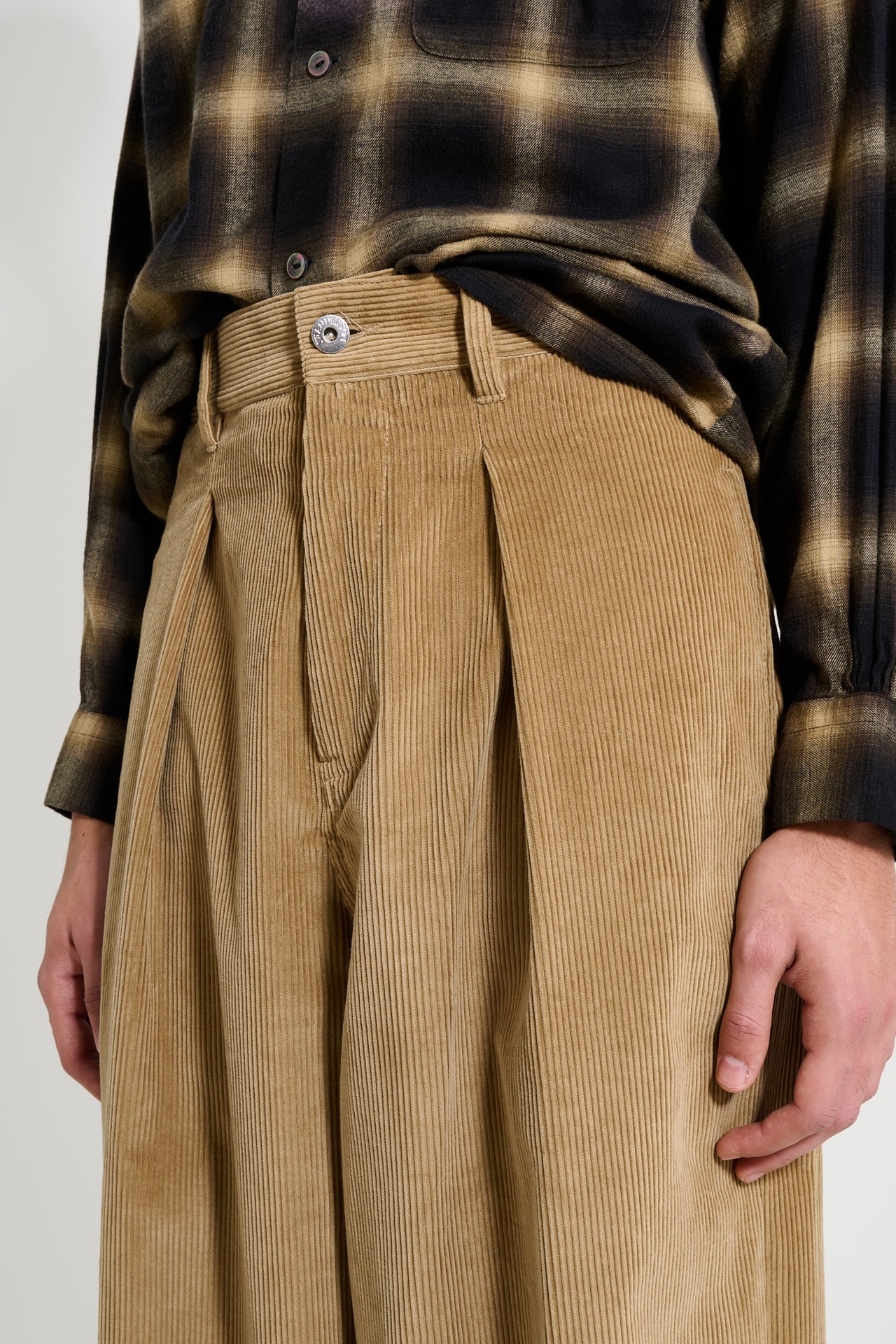 JW Anderson Single Pleat Trouser Biscuit