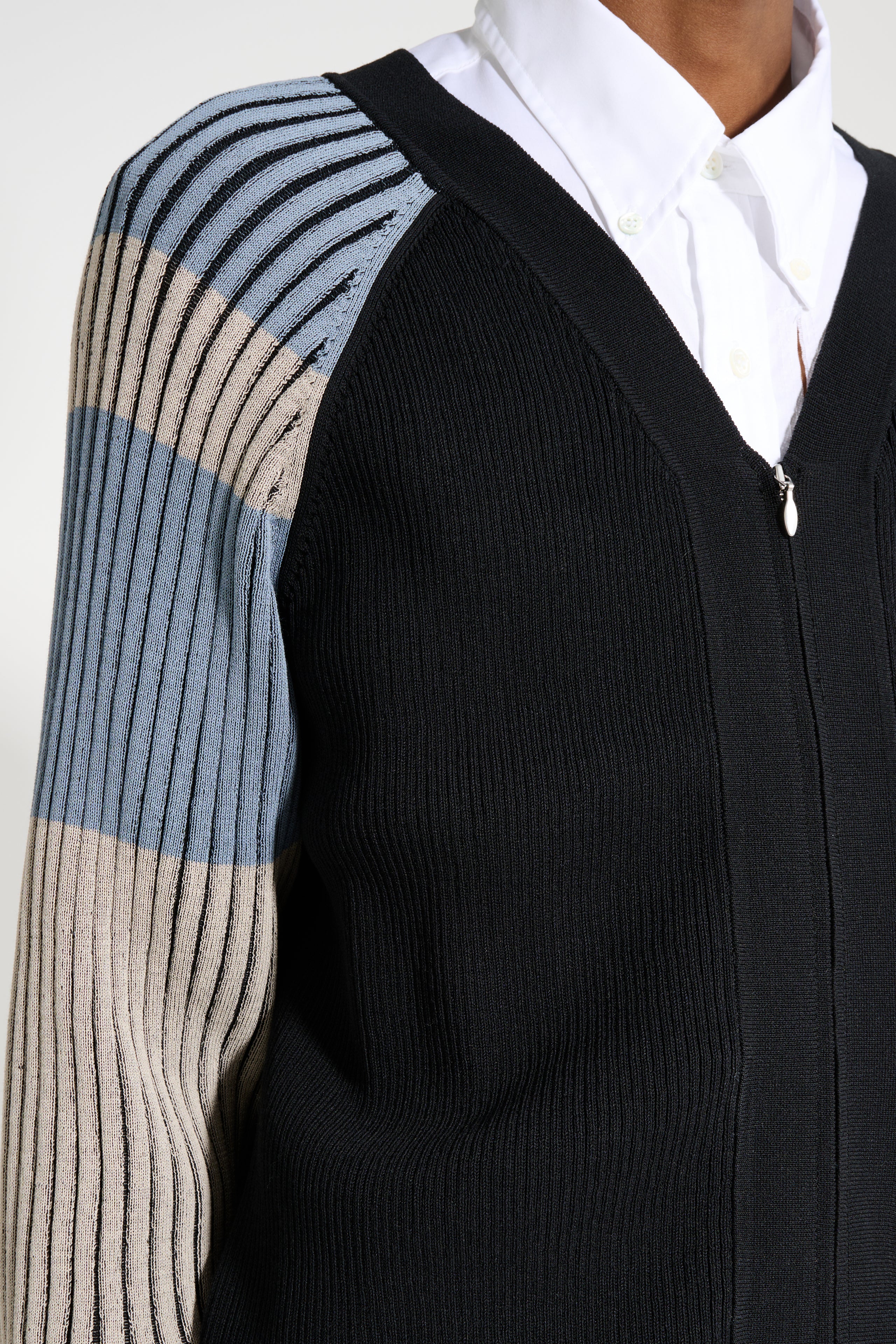 Kiko Kostadinov Inex Cardigan Black / Almond / Dusty Blue