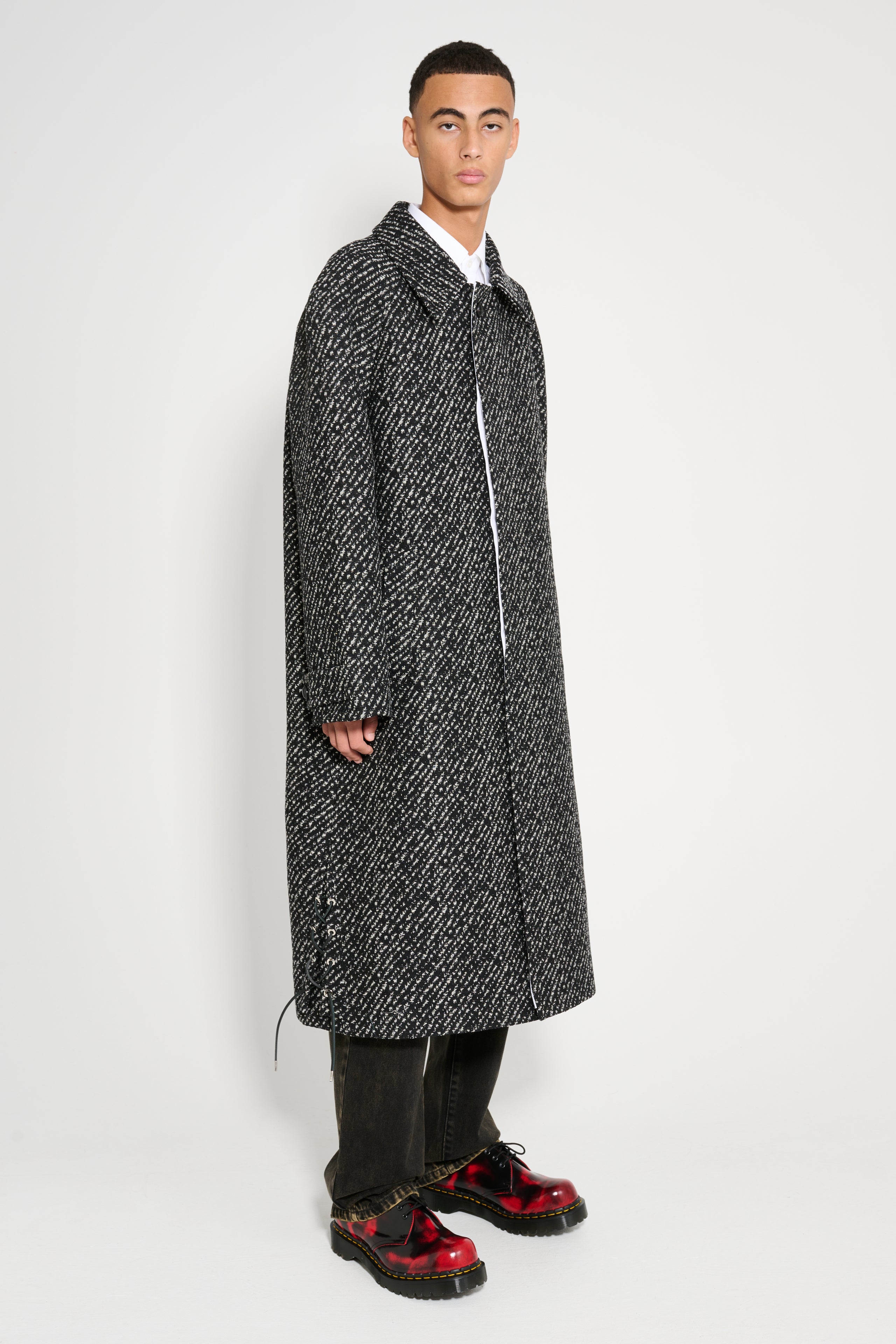 Namacheko Nuku Overcoat Snow Black