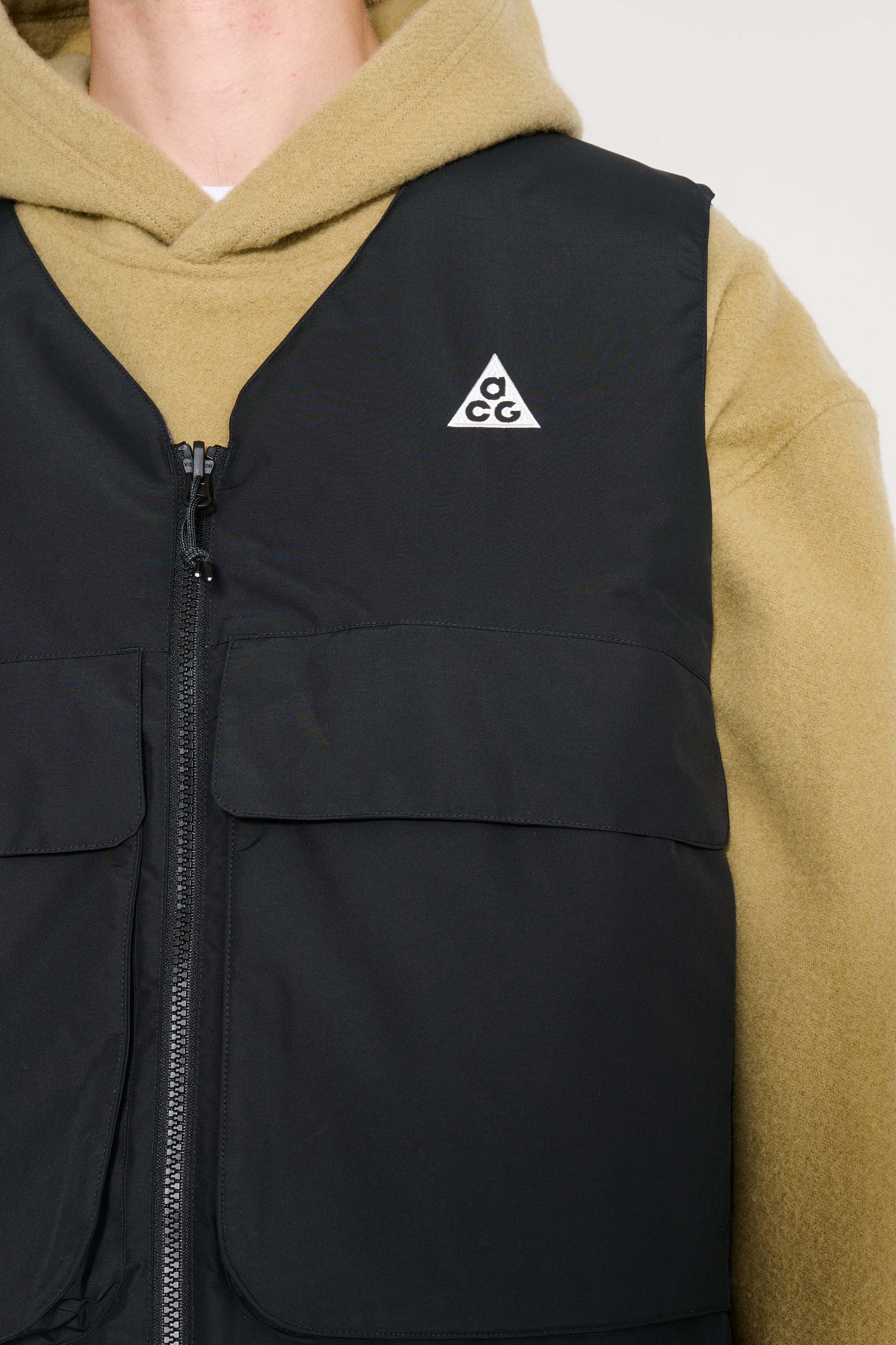 Nike ACG Primaloft Skull Peak Reversible Vest Black / Dark Raisin