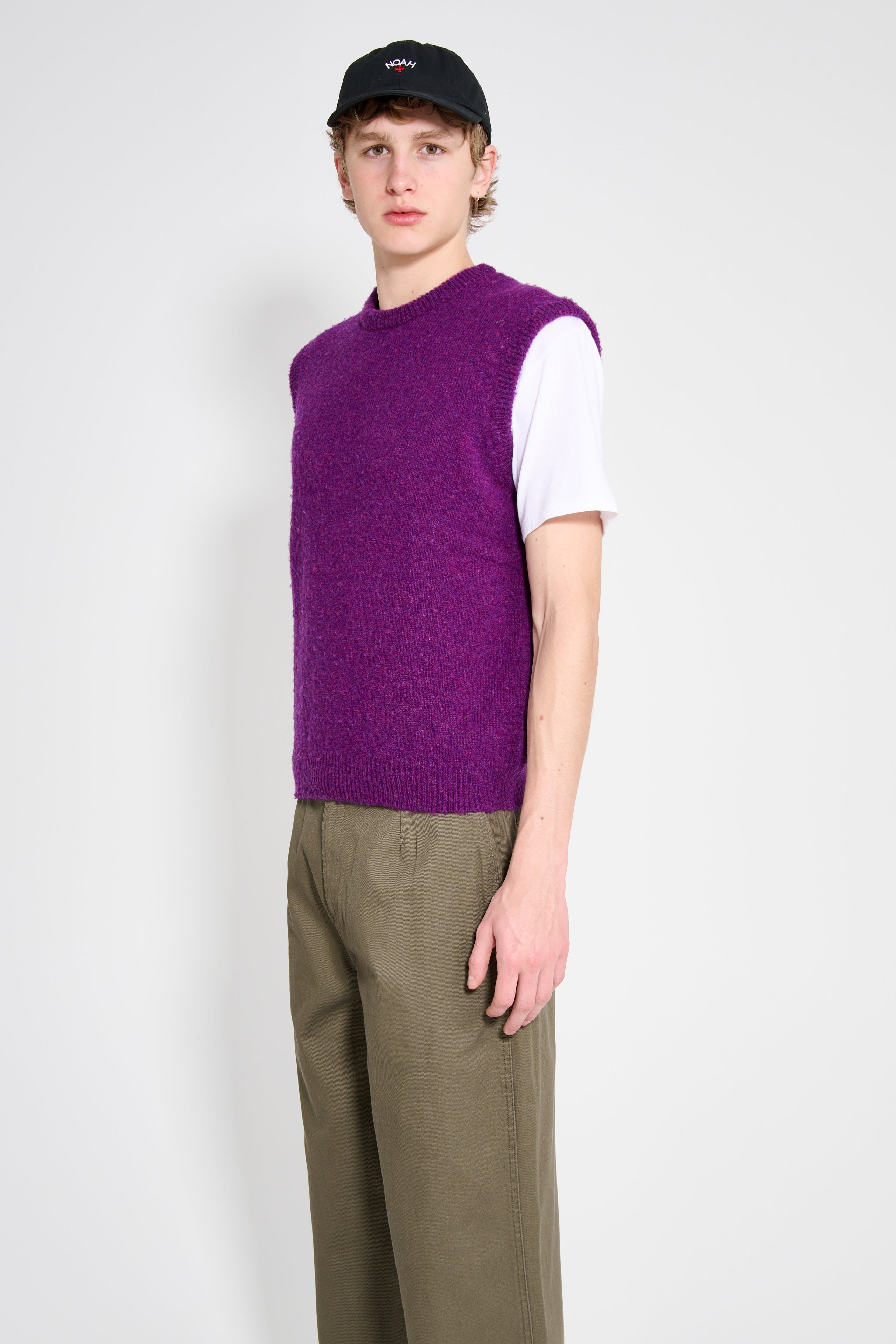 Noah Crew Neck Shetland Sweater Vest Royal Eminence