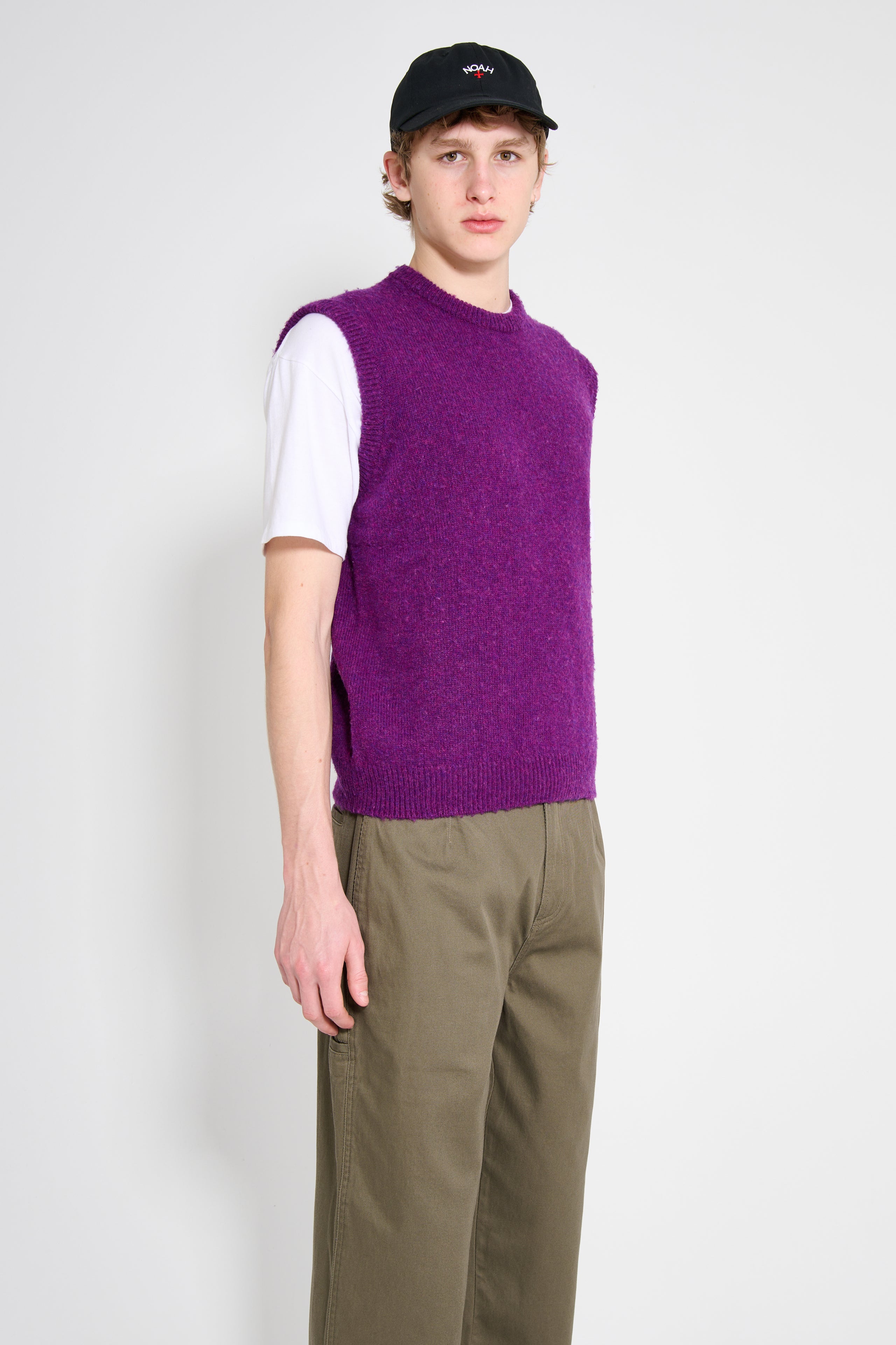 Noah Crew Neck Shetland Sweater Vest Royal Eminence