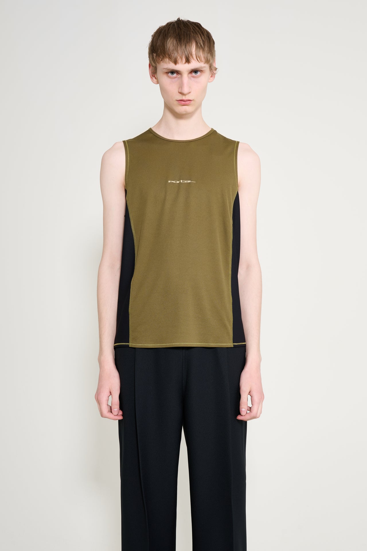 Portal Range Light Tank Dark Olive / Black Beauty