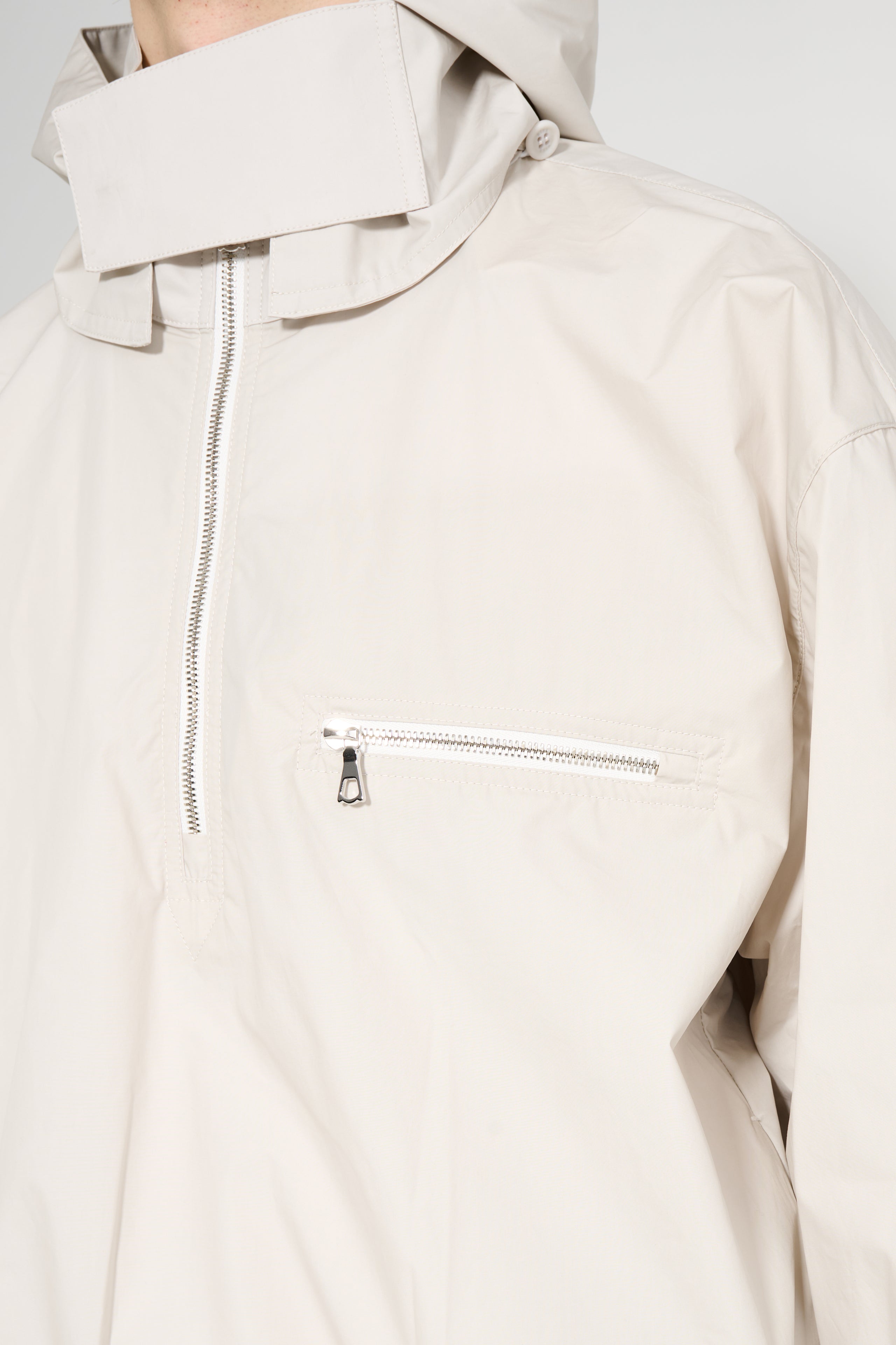 RIER Waxed Popeline Windbreaker Chalk