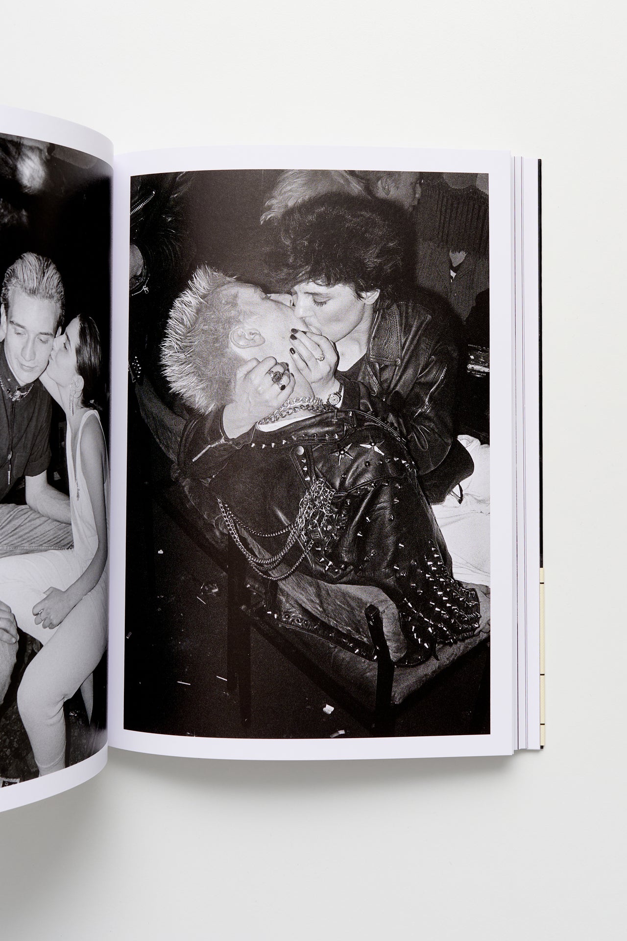 Derek Ridgers Hello, I Love You