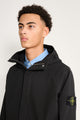 Stone Island Soft Shell-R e.dye Hooded Short Parka Black