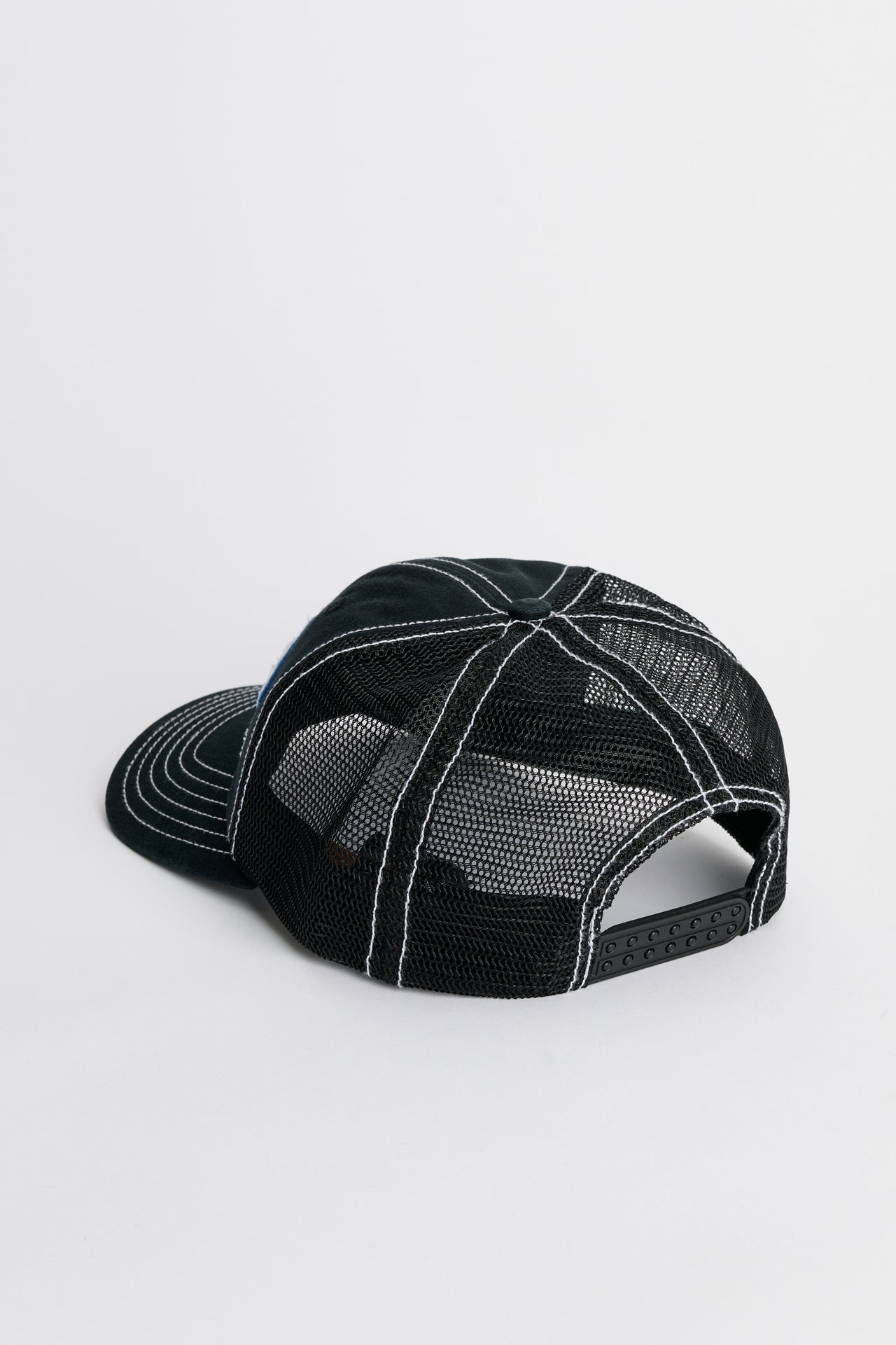 Stüssy Md Burly Threads Trucker Black