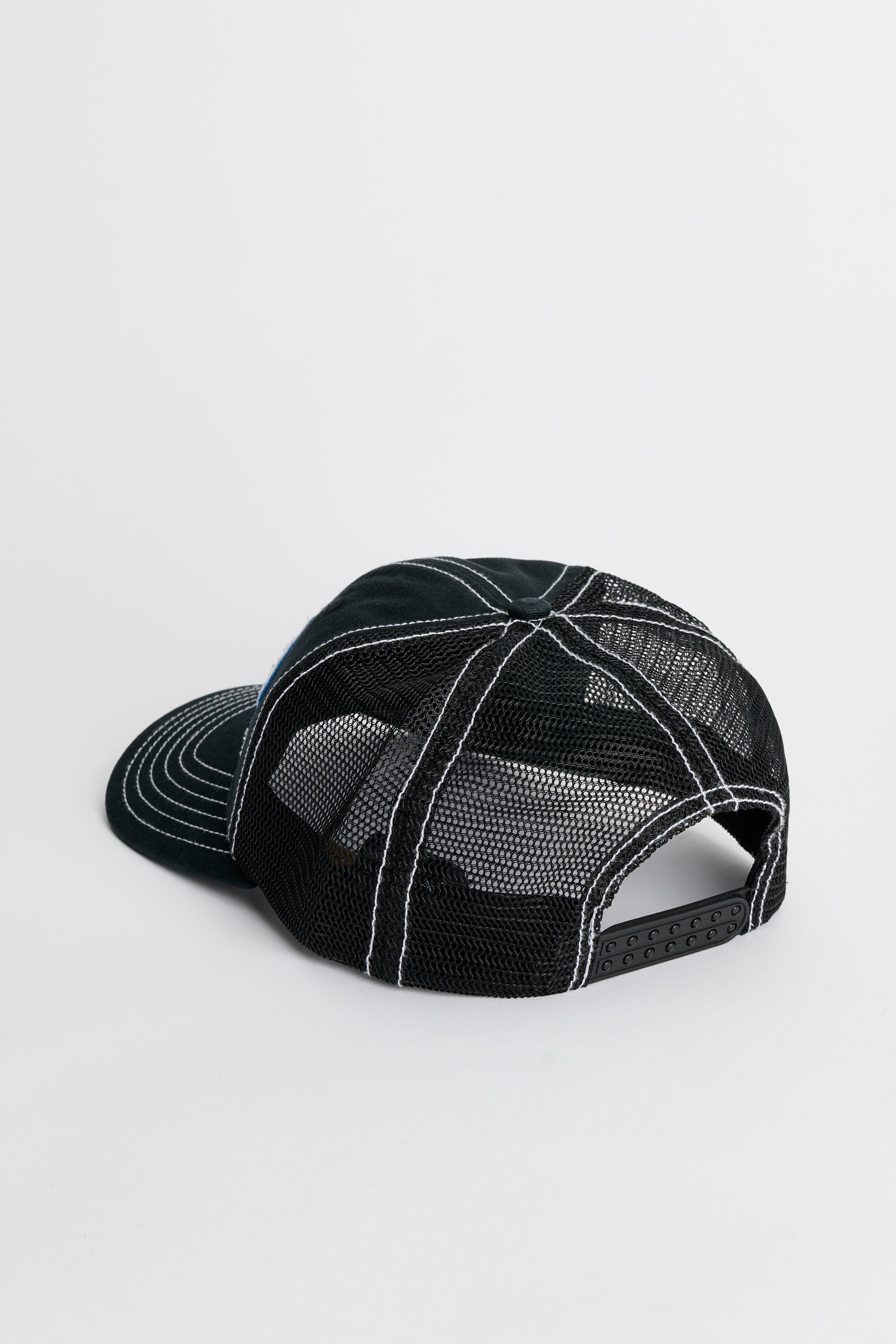 Stüssy Md Burly Threads Trucker Black