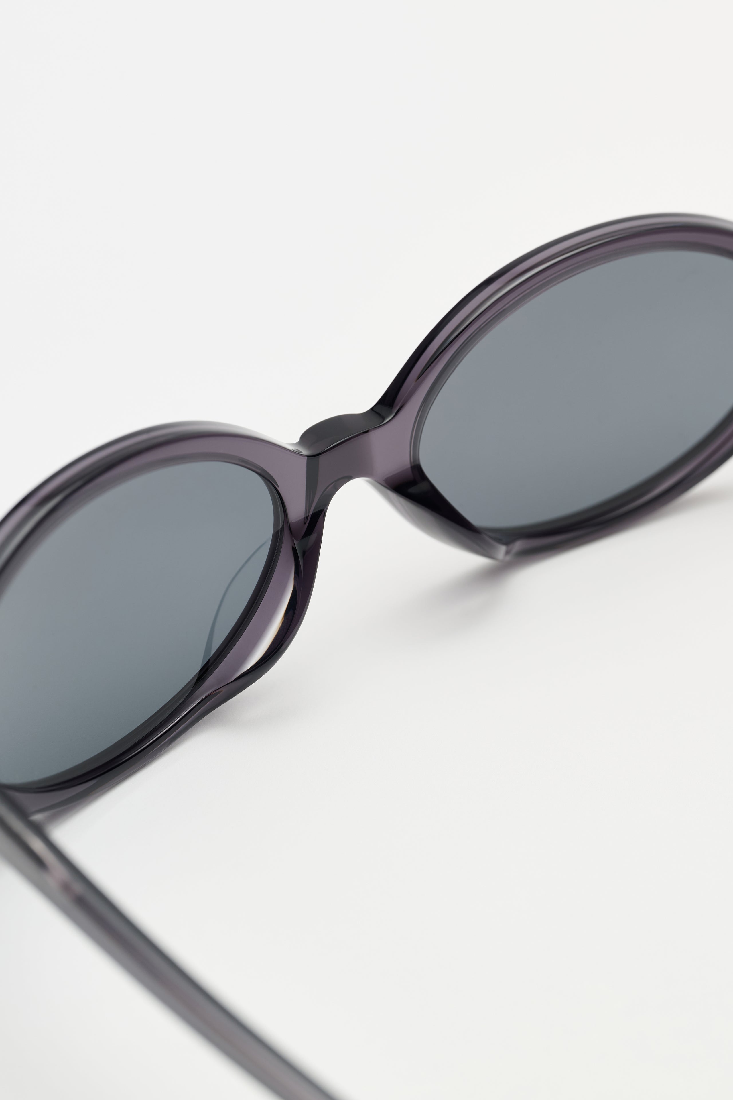 Sun Buddies Pearl Transparent Grey