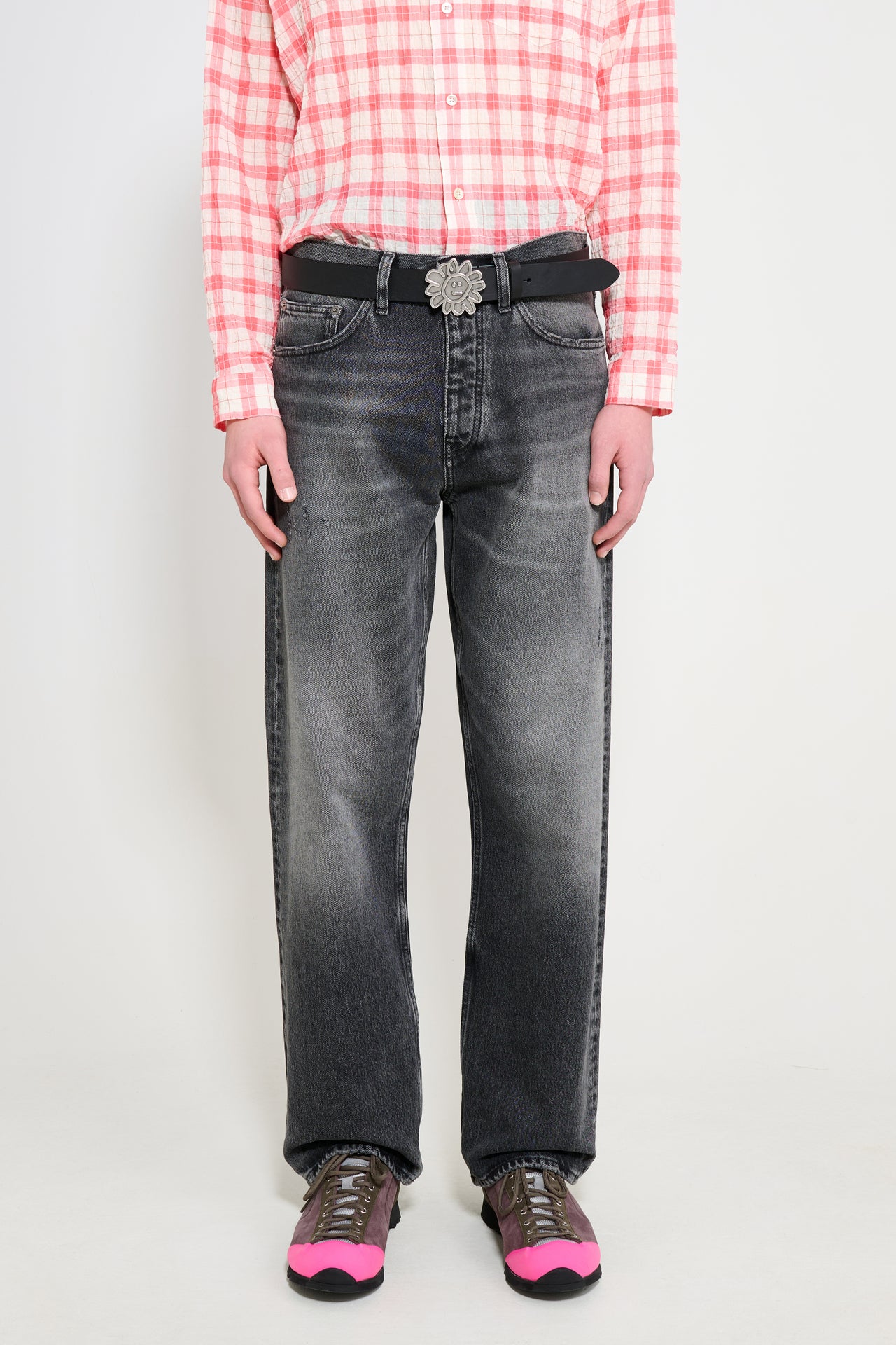 Sunflower Loose New Black Worn