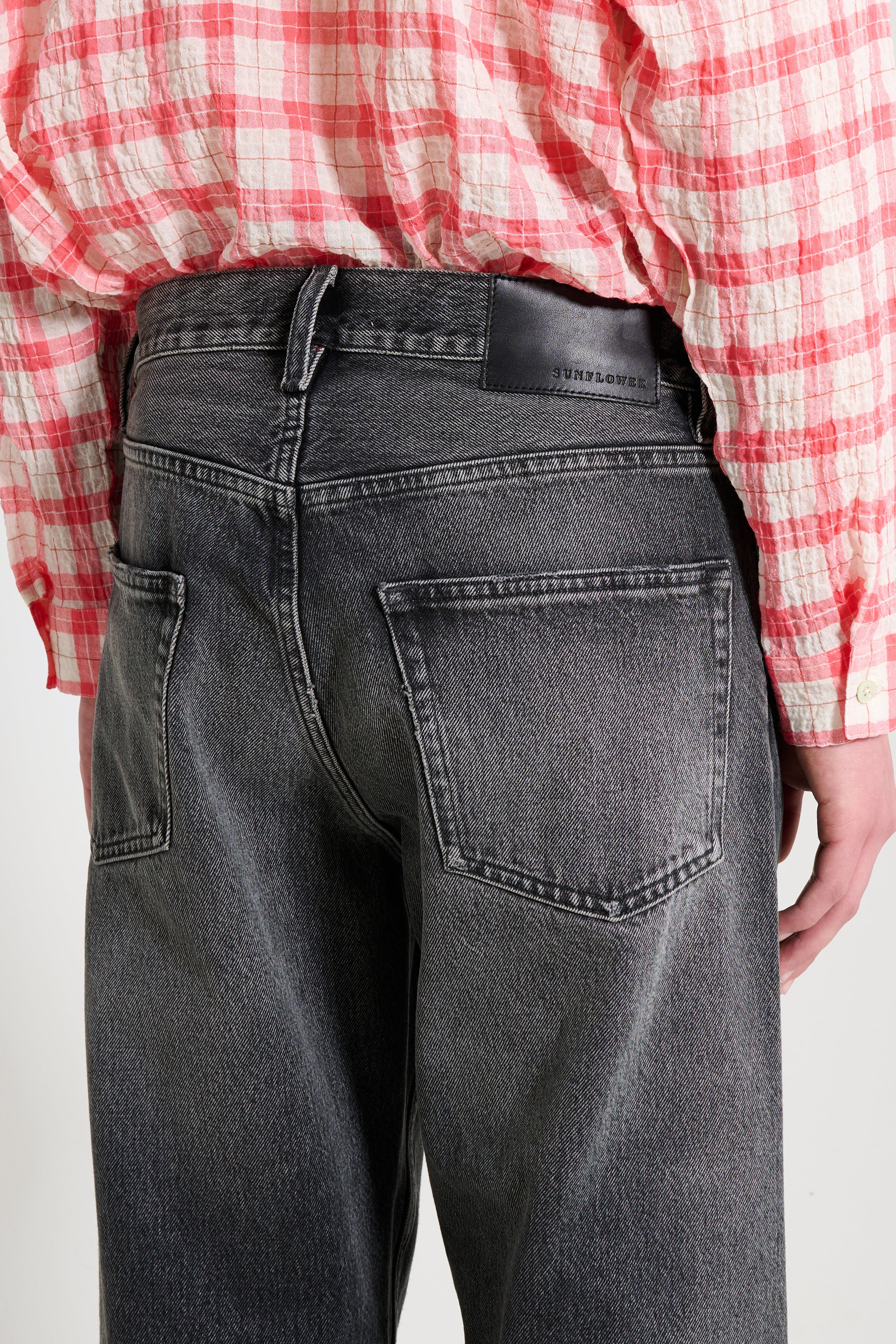 Sunflower Loose New Black Worn