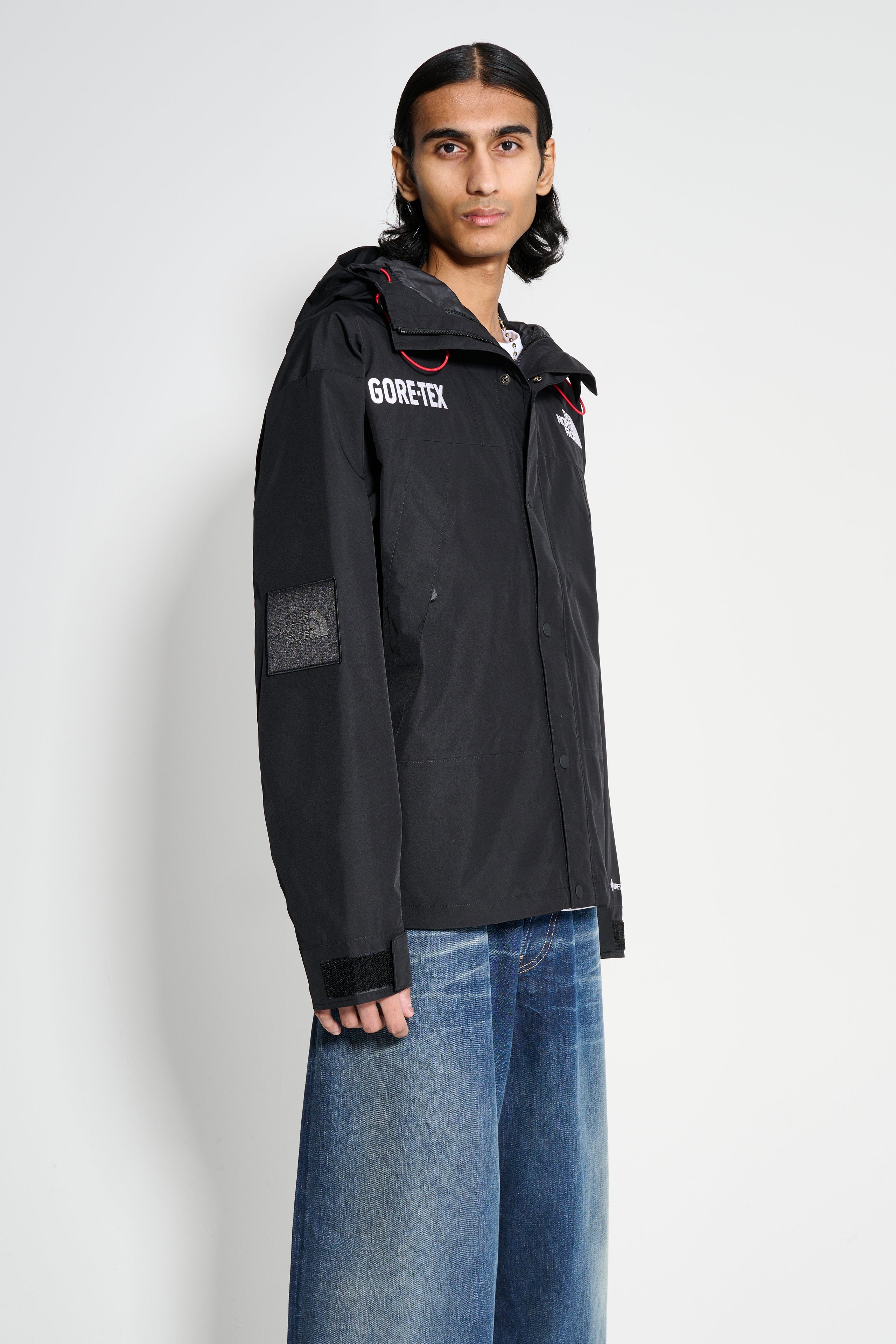 The North Face GTX Mountain Jacket TNF Black